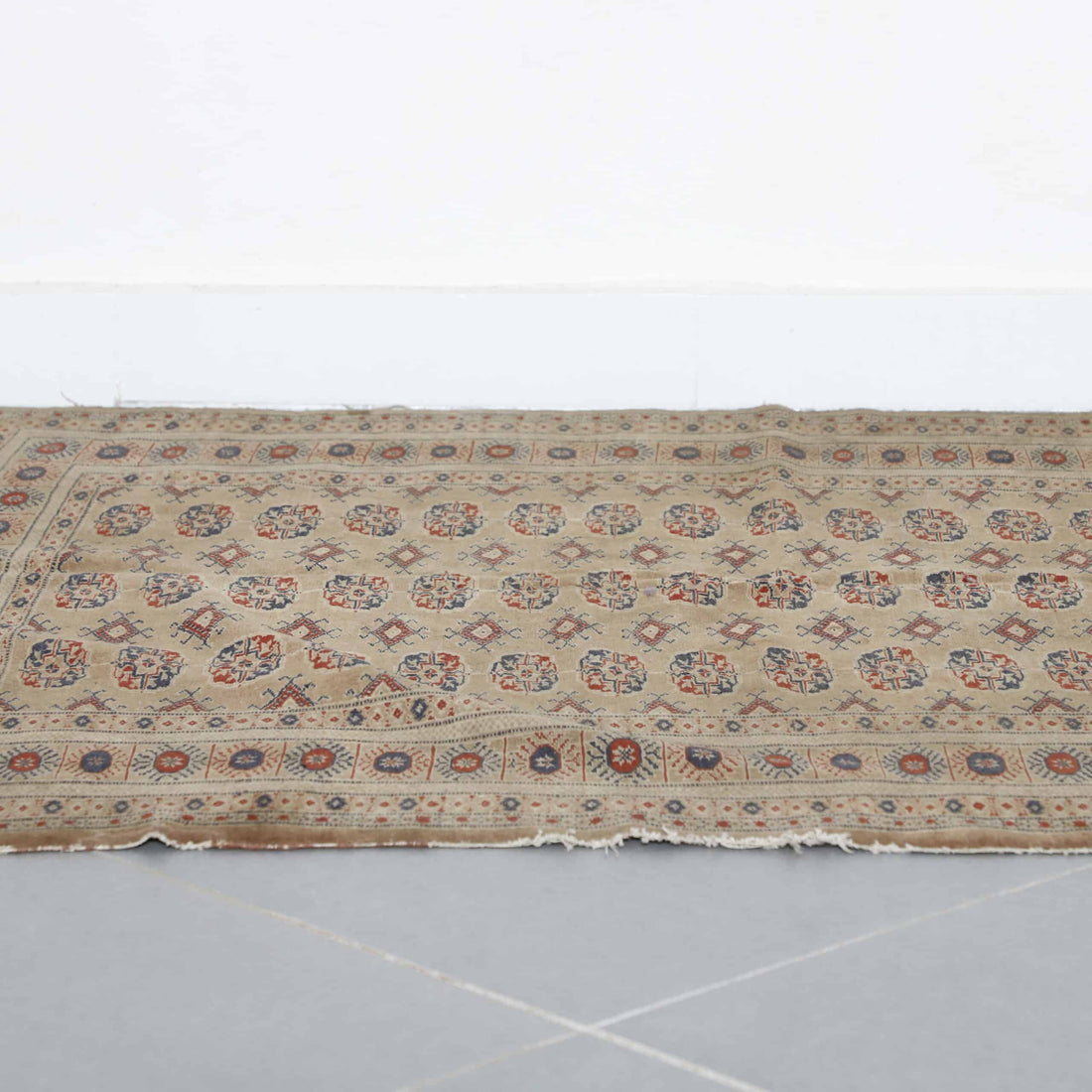Kilim rug with Geometric Motifs