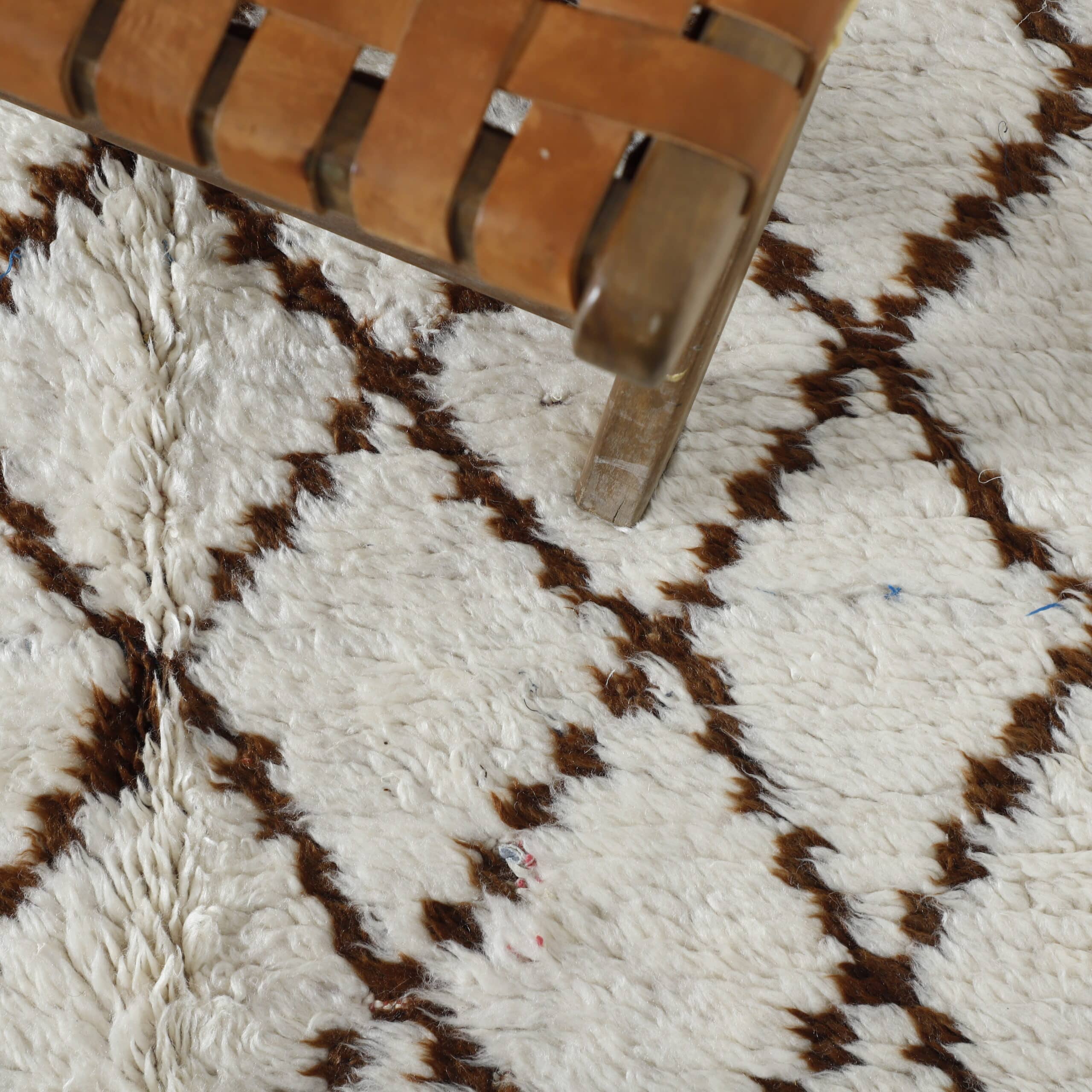 Large Handmade Moroccan Beni Ourain Rug with Classic Diamond Lattice