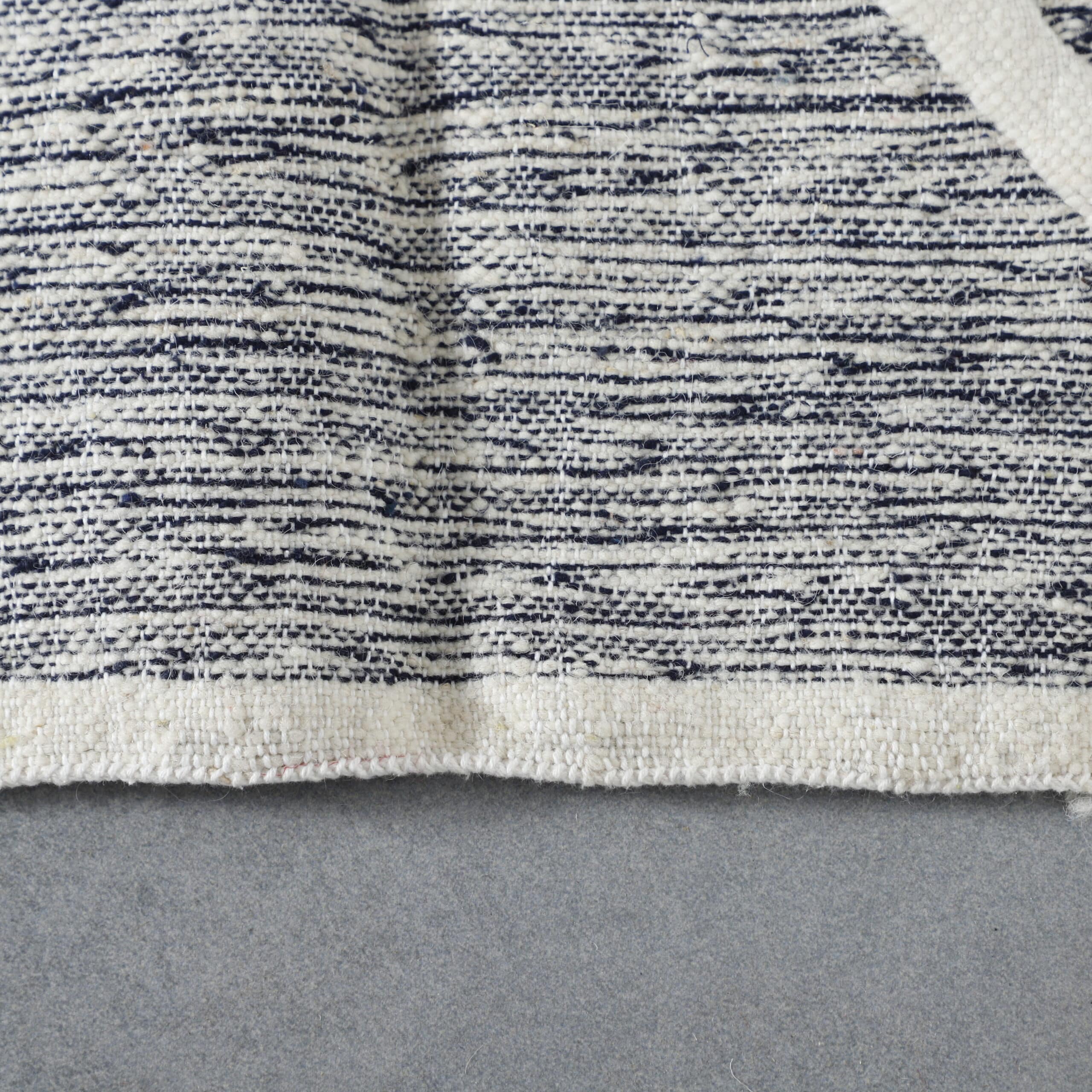 Handwoven Moroccan Beni Ouarain Rug with Geometric Lines