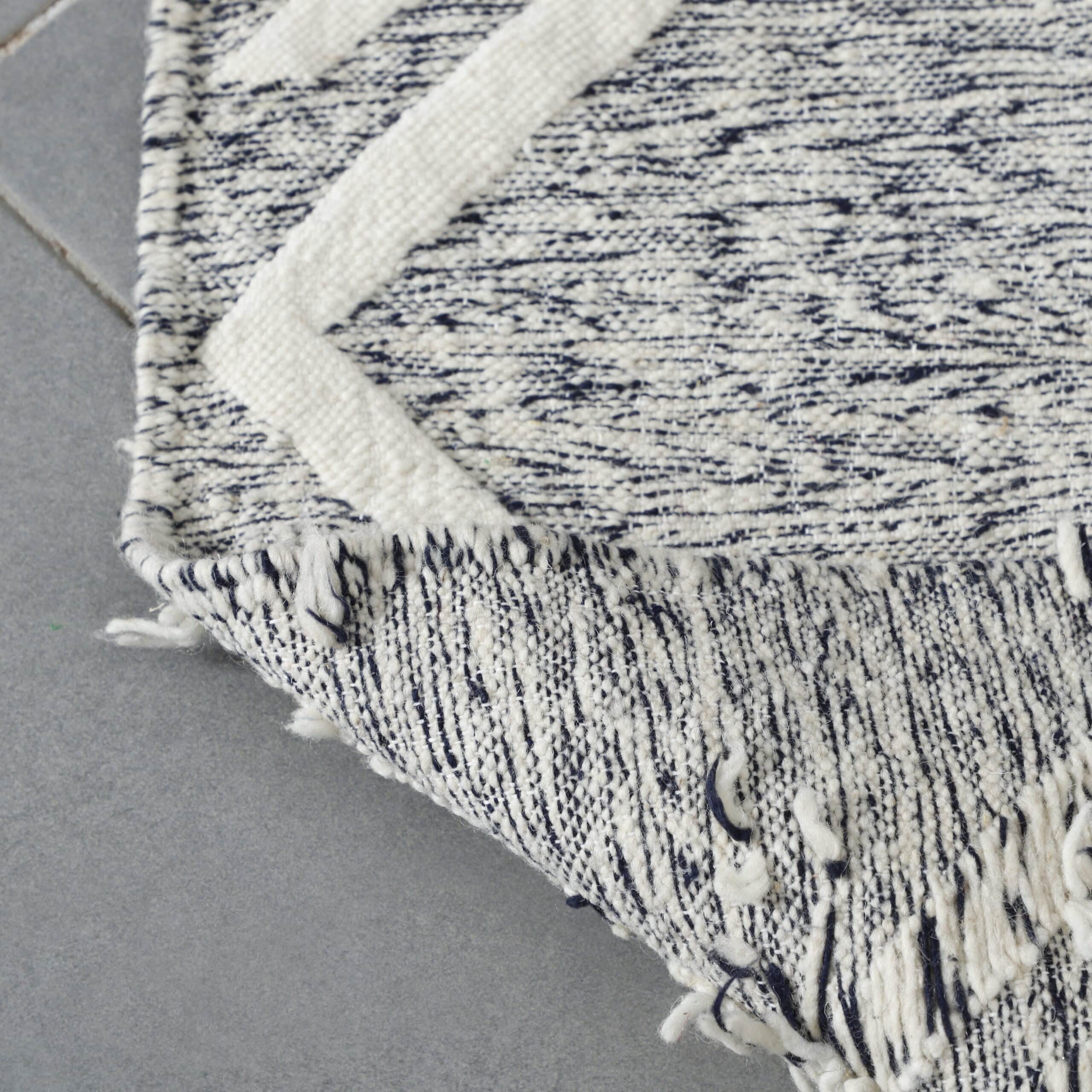 Handwoven Moroccan Beni Ouarain Rug with Geometric Lines