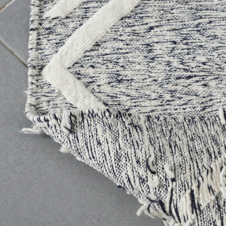 Handwoven Moroccan Beni Ouarain Rug with Geometric Lines