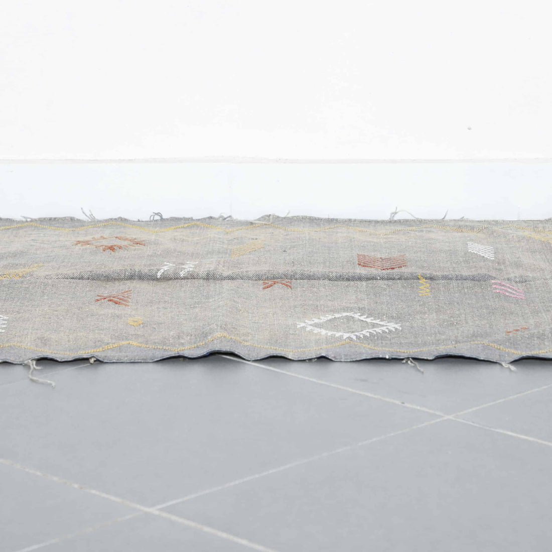 Gray Moroccan Kilim Rug with Geometric Motifs