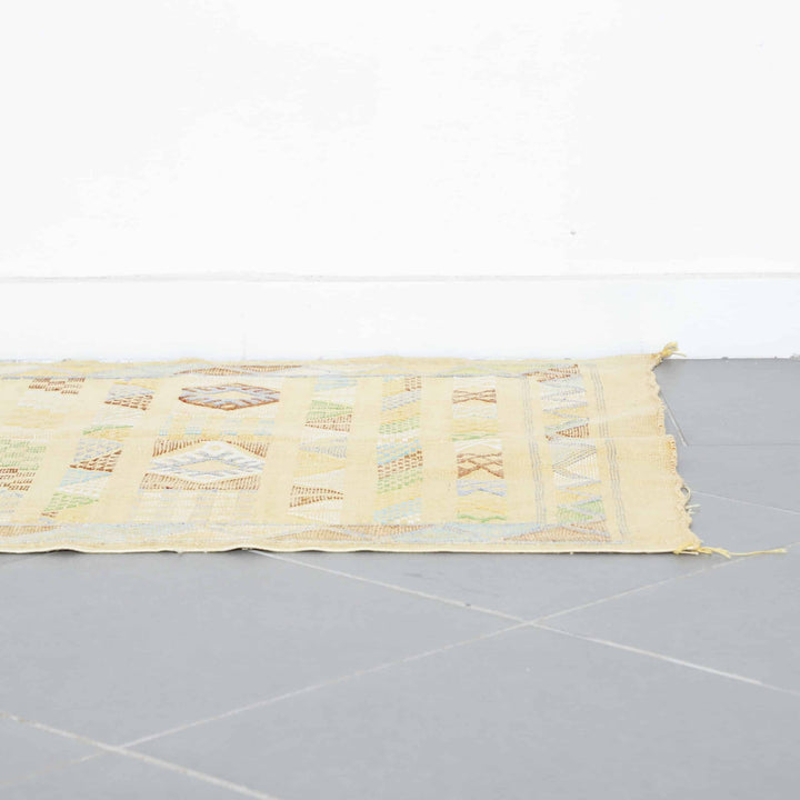 Neutral Moroccan Kilim rug with Geometric Motifs
