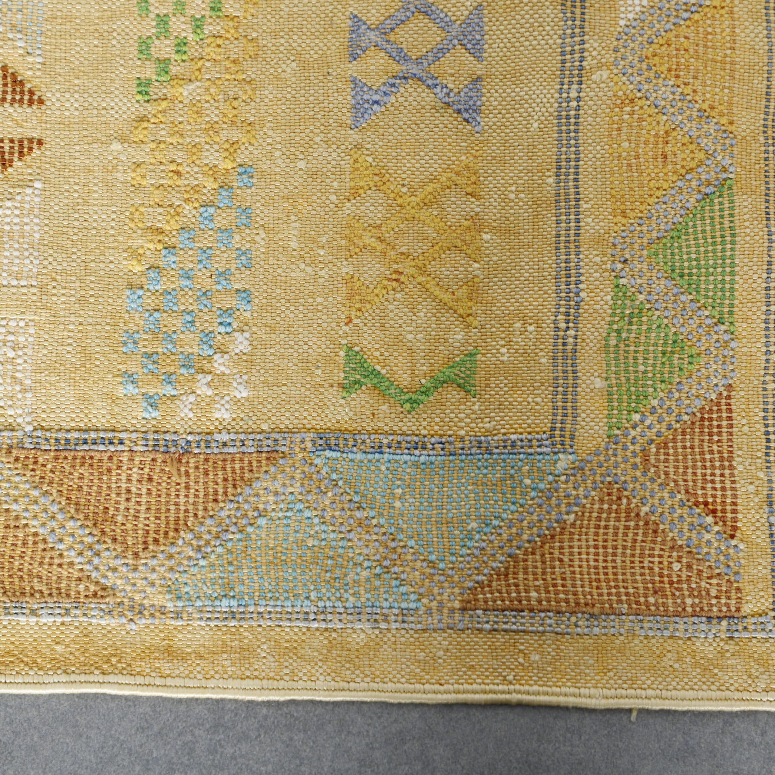 Neutral Moroccan Kilim rug with Geometric Motifs