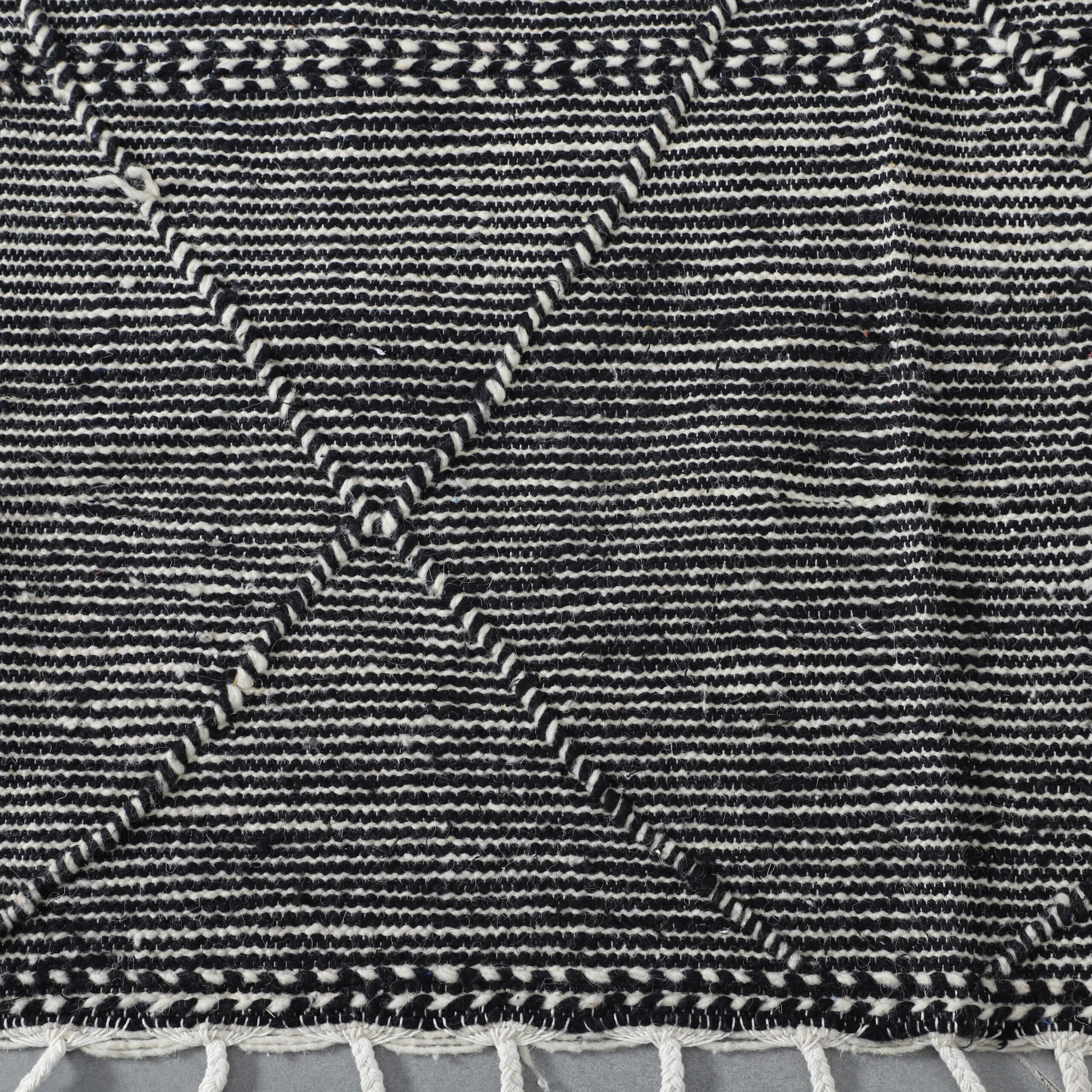 Moroccan Zanafi Kilim with Diamond Pattern