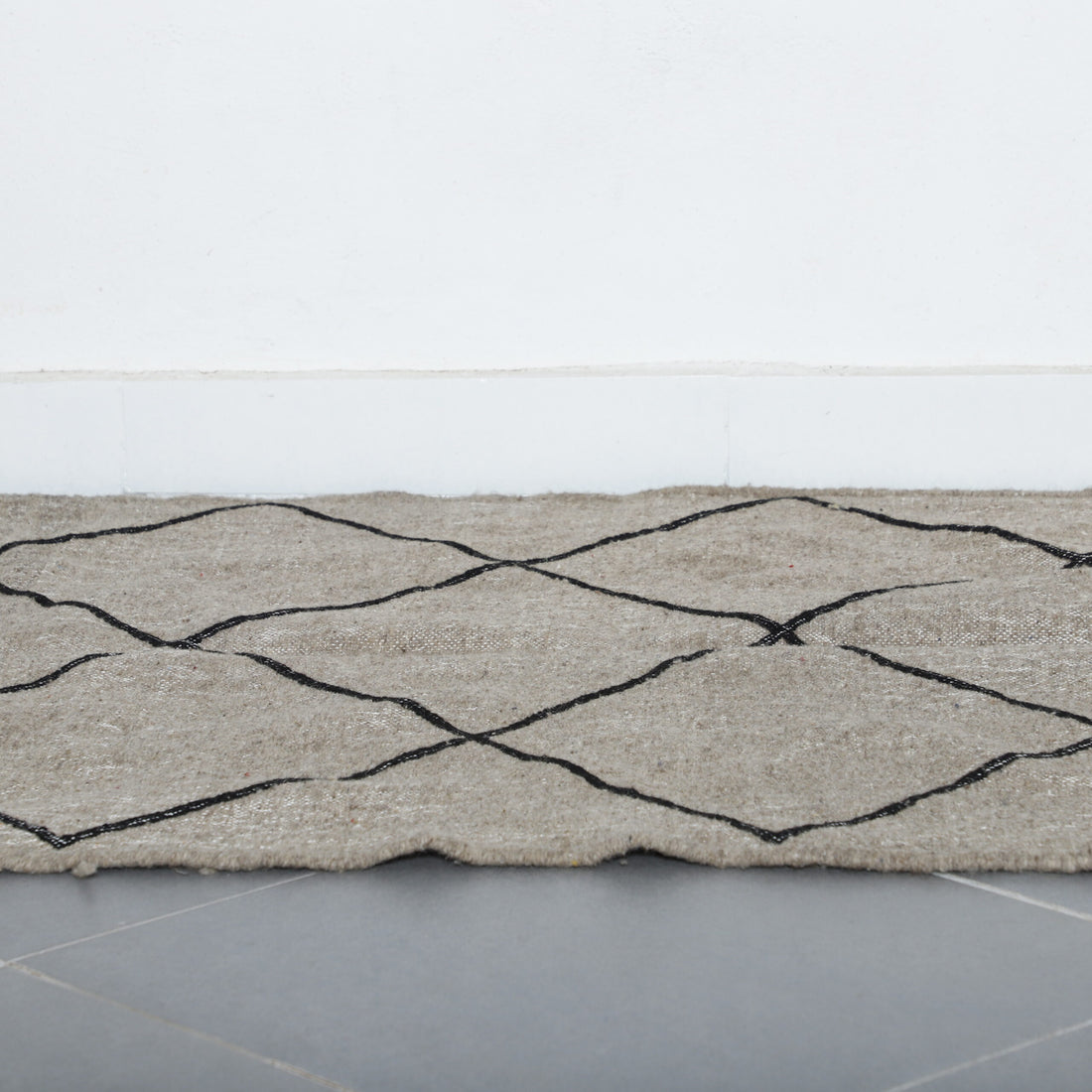 Classic Moroccan Beni Ourain Kilim with Diamond Lattice