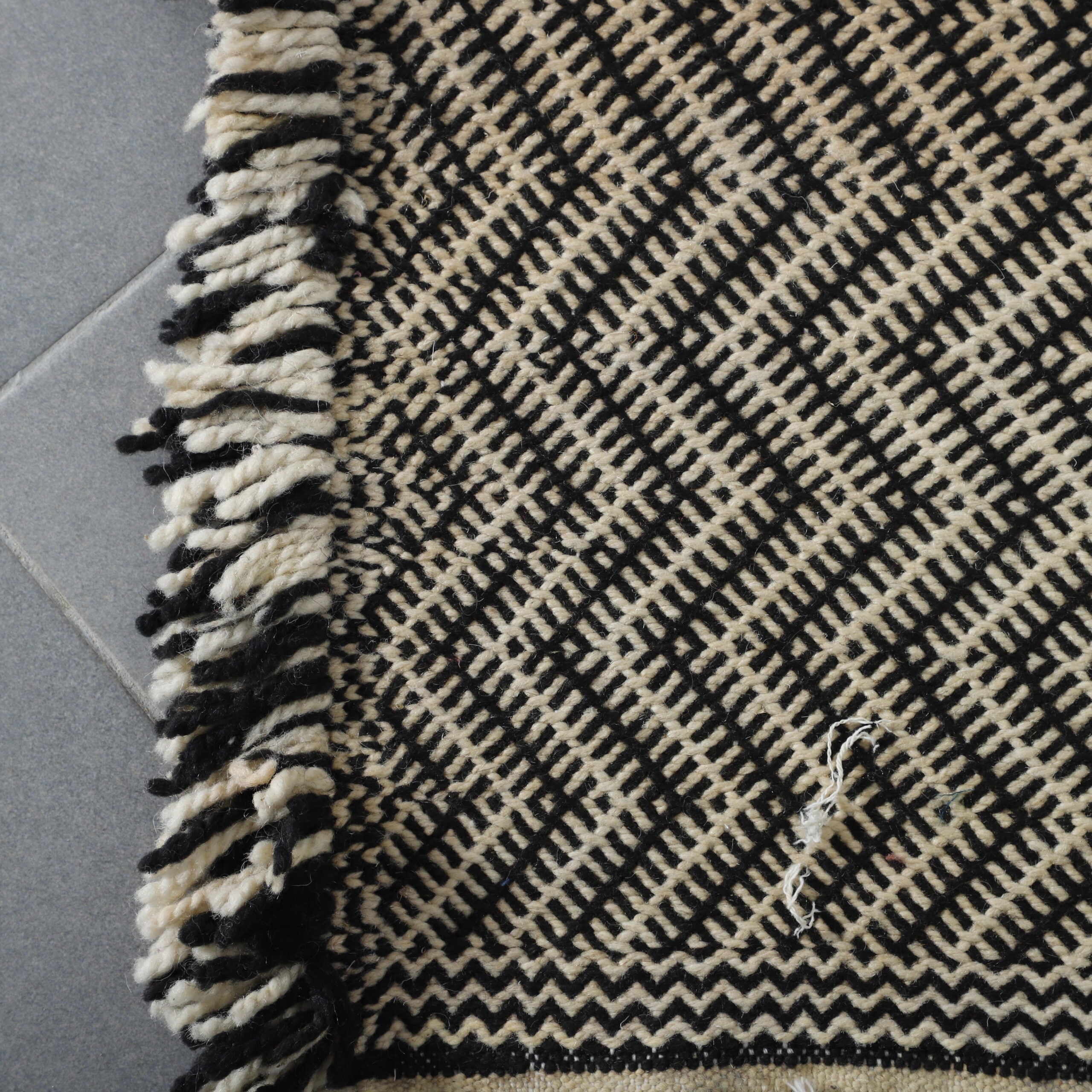 Geometric Moroccan Zanafi Kilim