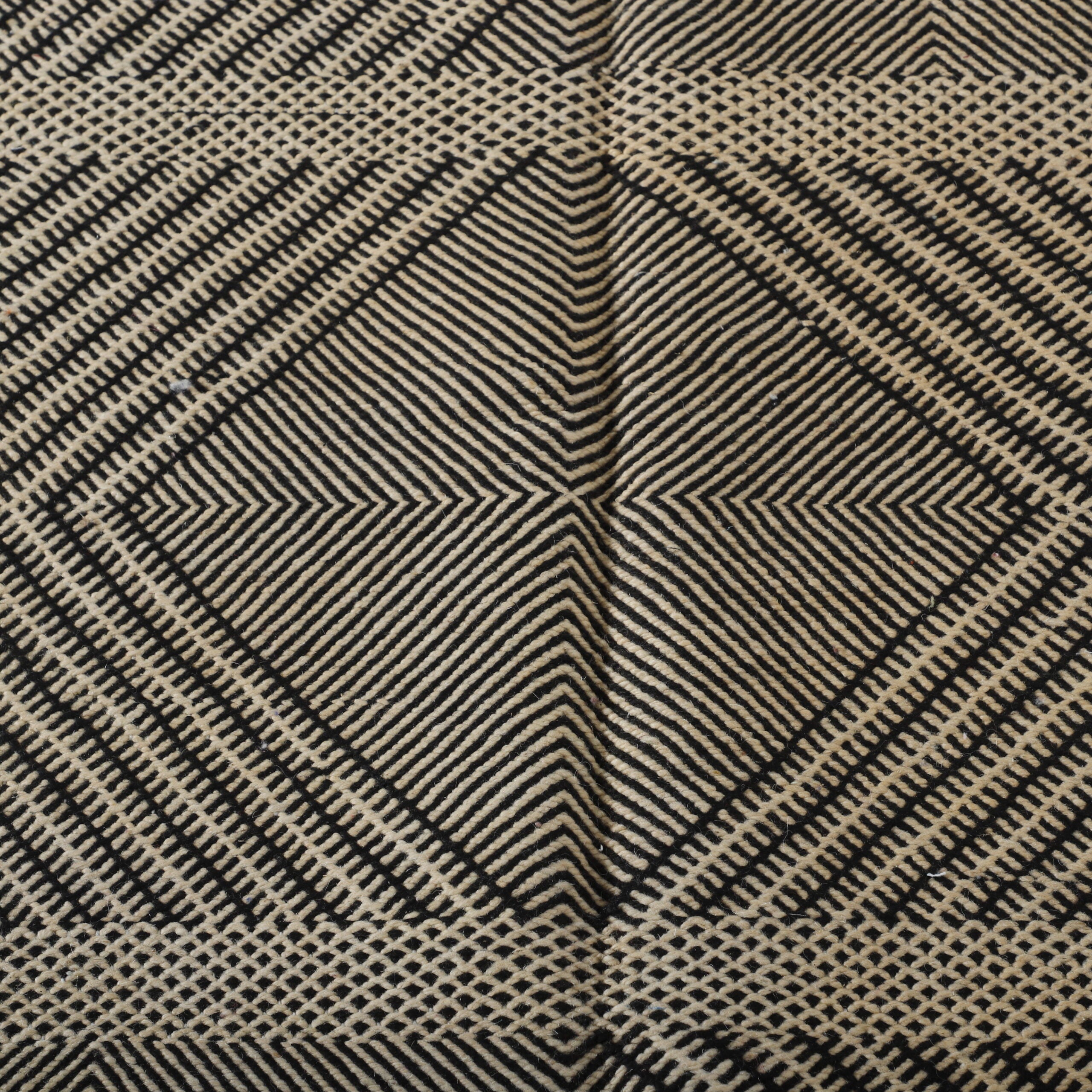 Geometric Moroccan Zanafi Kilim