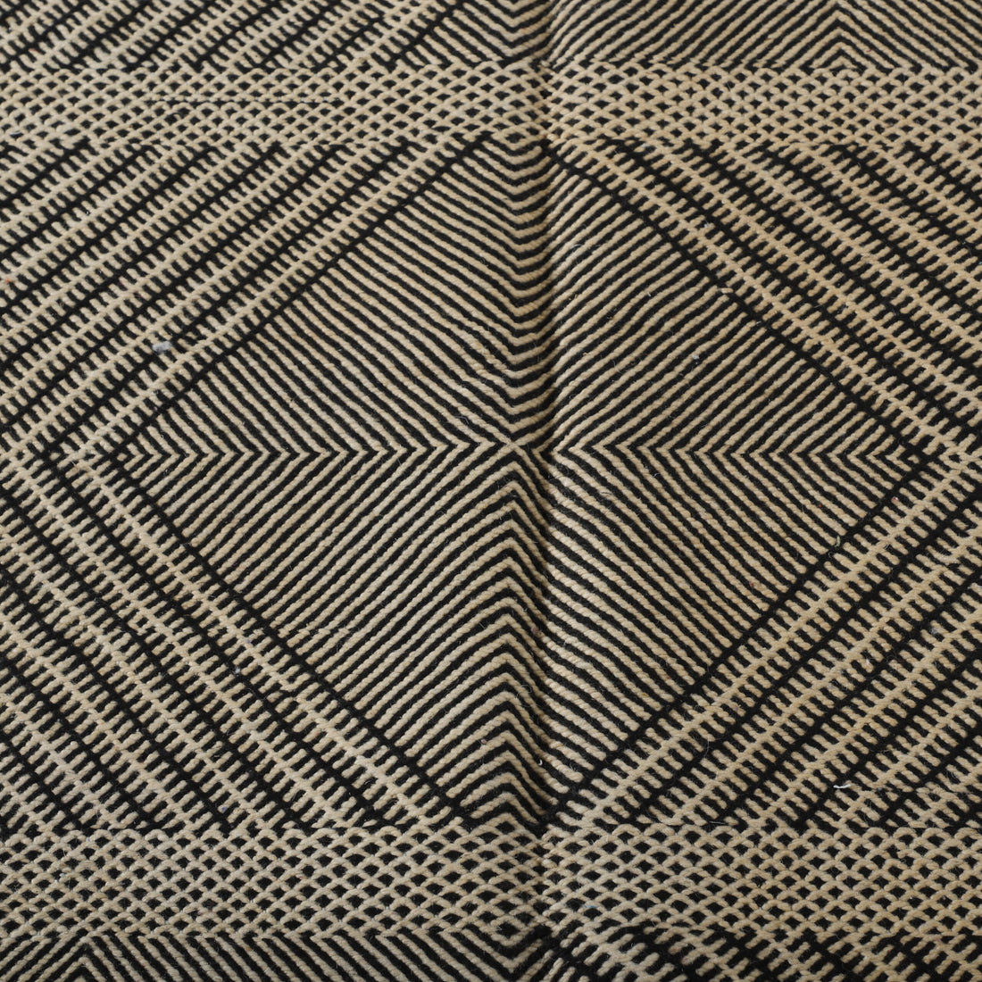 Geometric Moroccan Zanafi Kilim