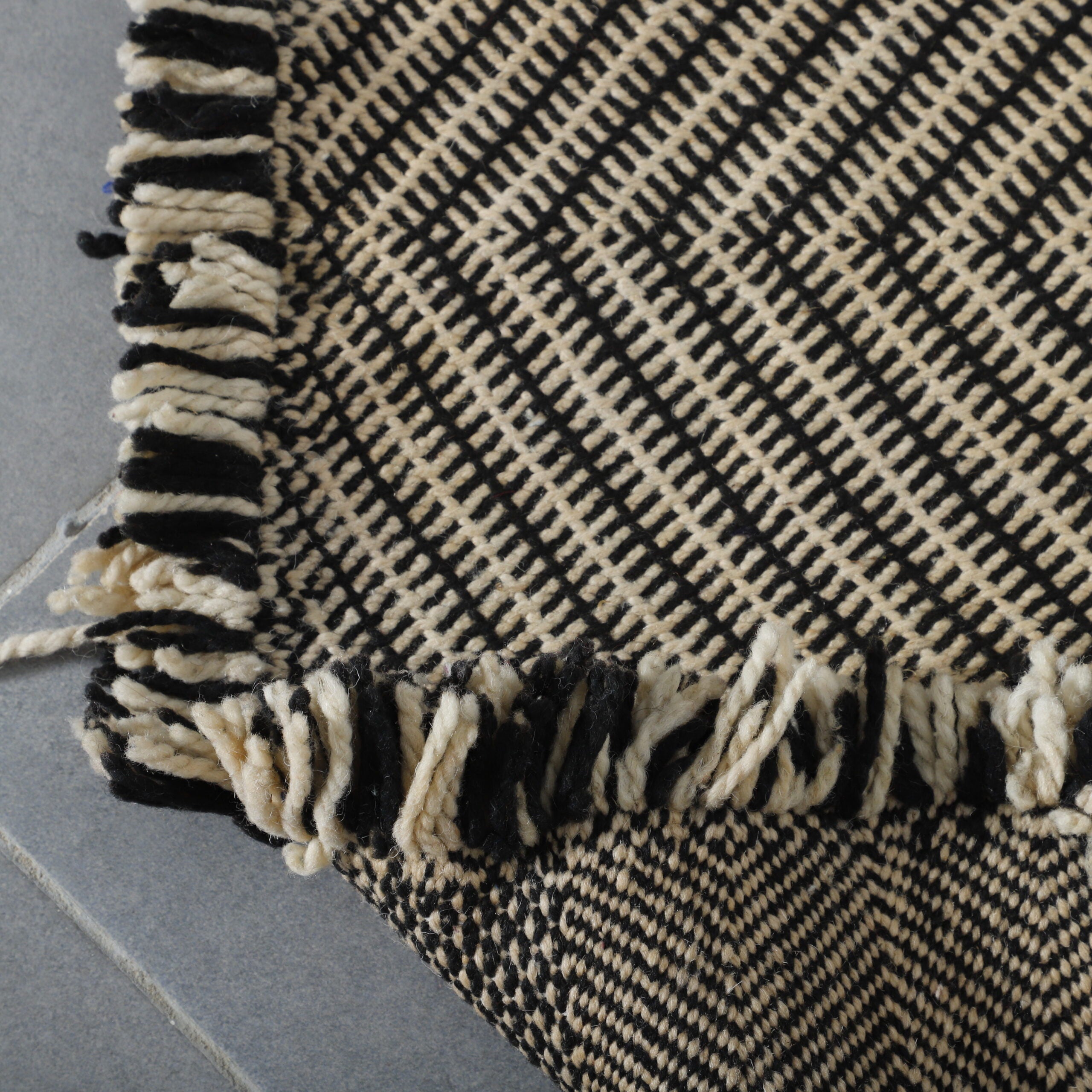 Geometric Moroccan Zanafi Kilim