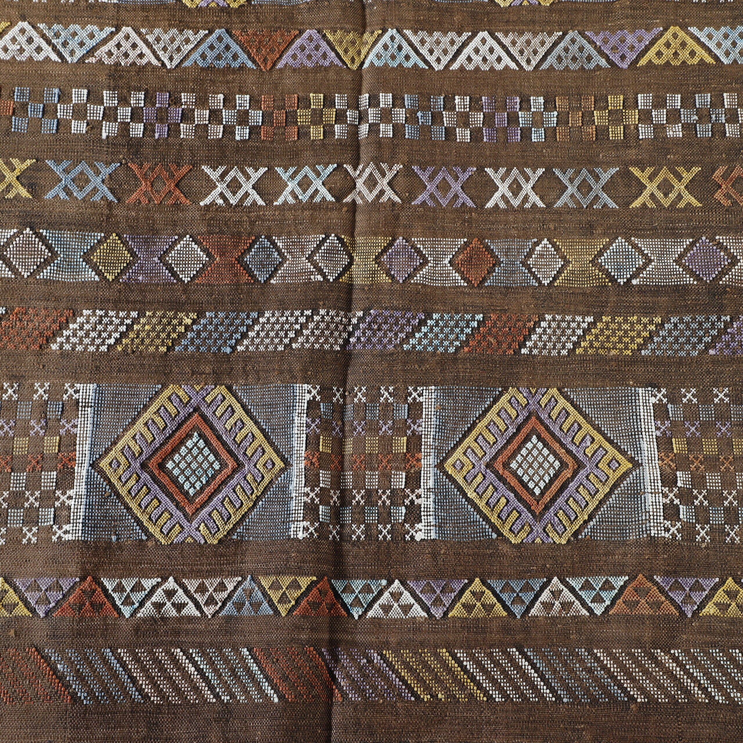 Intricate Moroccan Kilim with Geometric Motifs