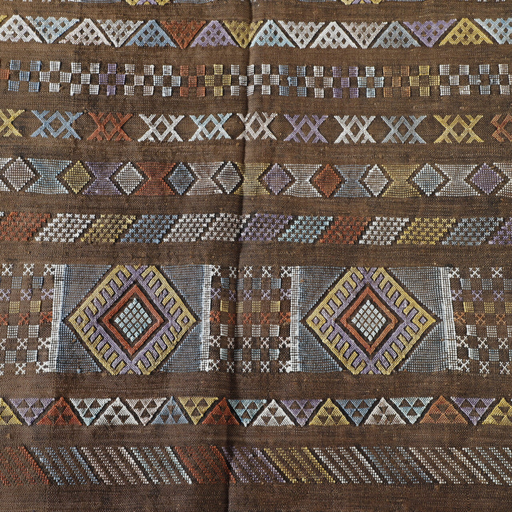 Intricate Moroccan Kilim with Geometric Motifs