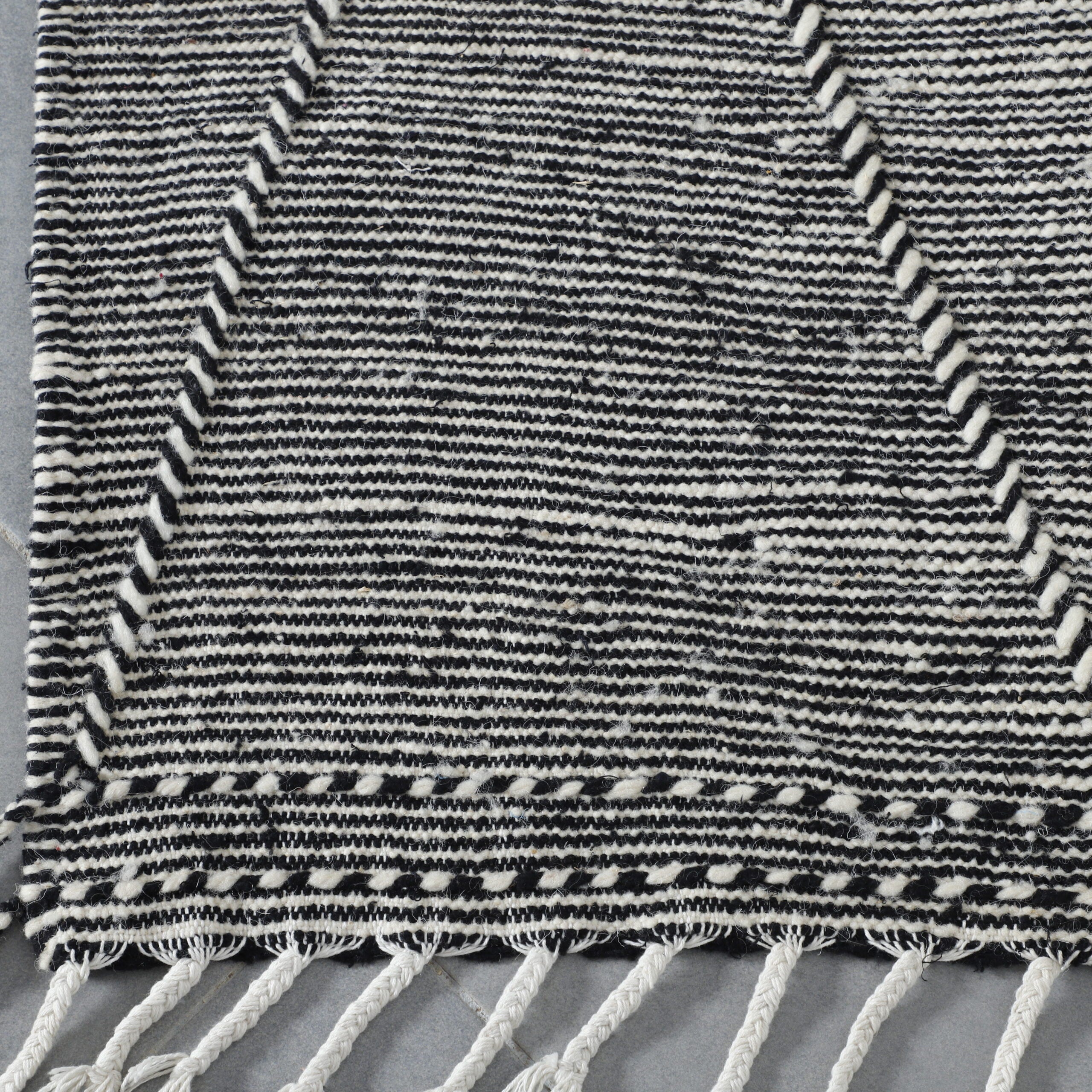 Classic Moroccan Zanafi Kilim with Diamond Pattern