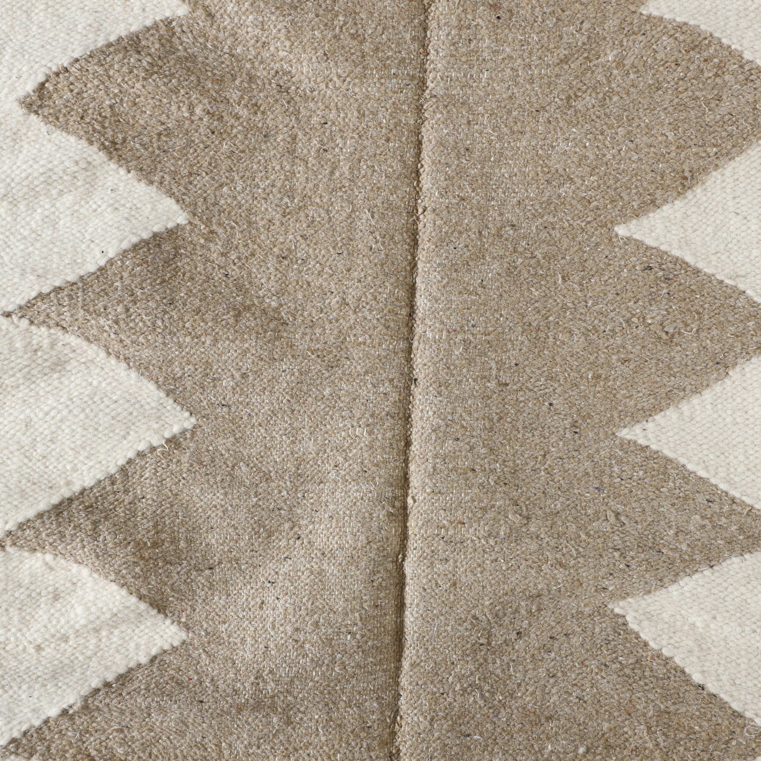 Neutral Moroccan Beni Ourain Rug with Zig-Zag Design