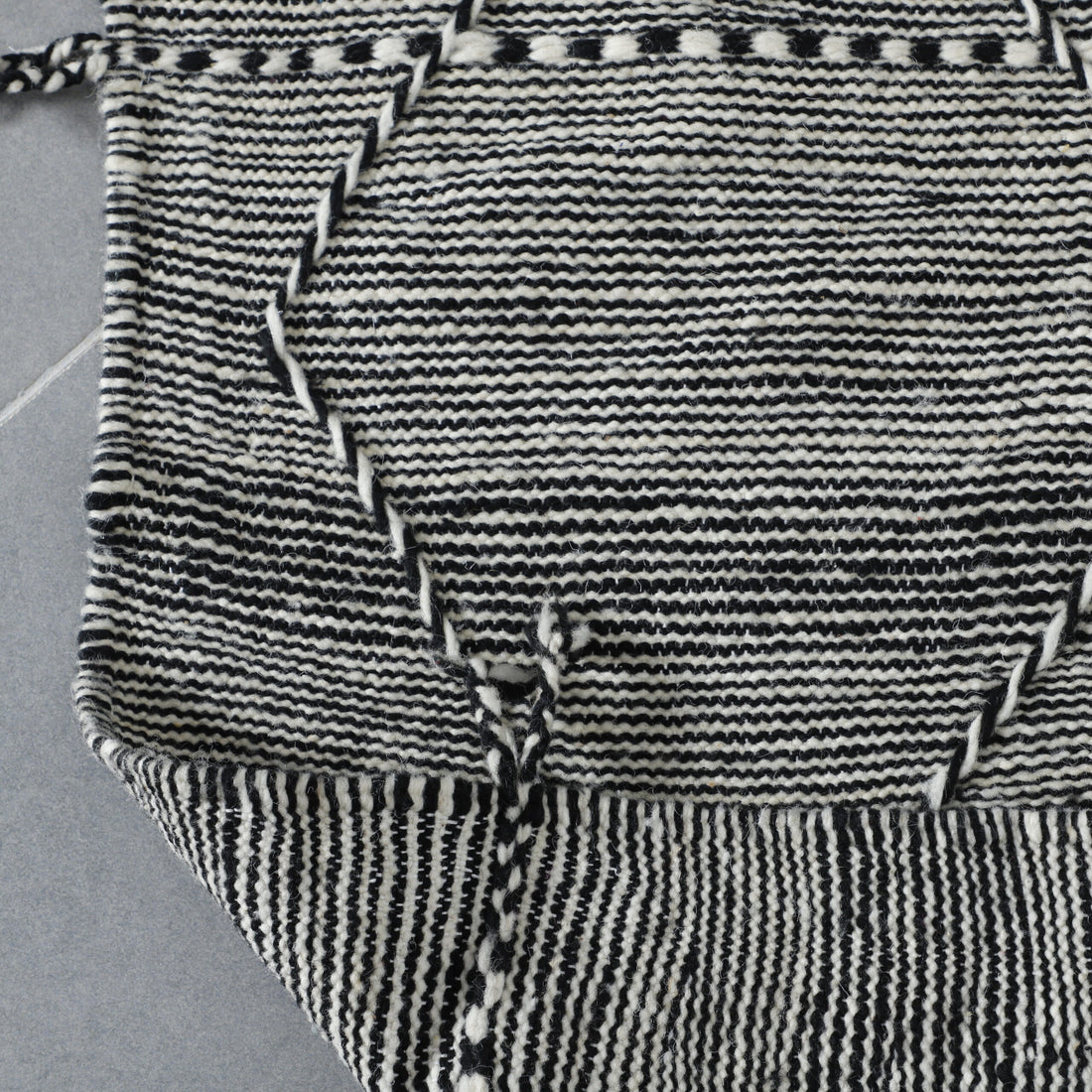 Handmade Moroccan Flat Weave Kilim Rug