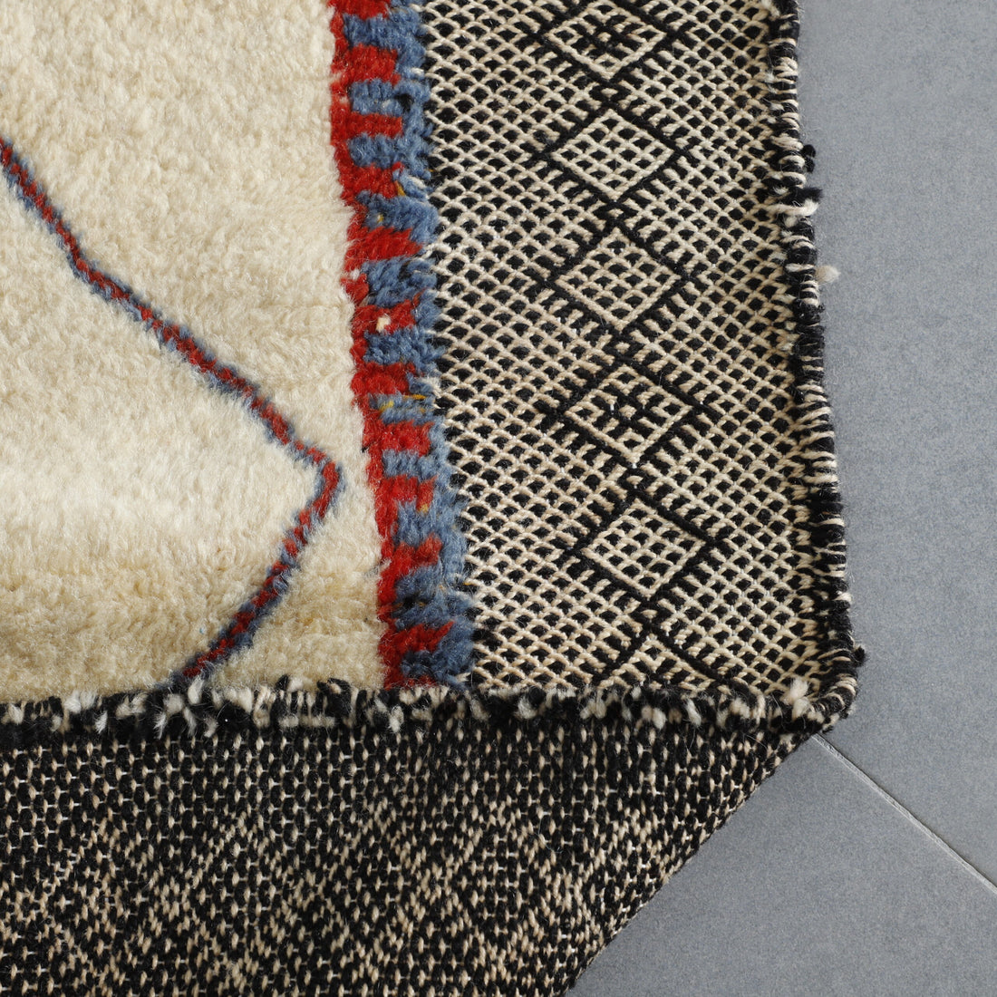 Classic Moroccan Beni Ourain Rug with Diamond Motif