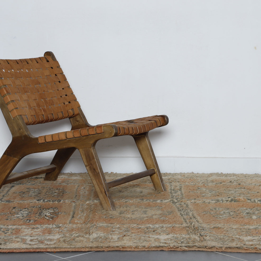 Elegant Boujad Rug with Intricate Motifs