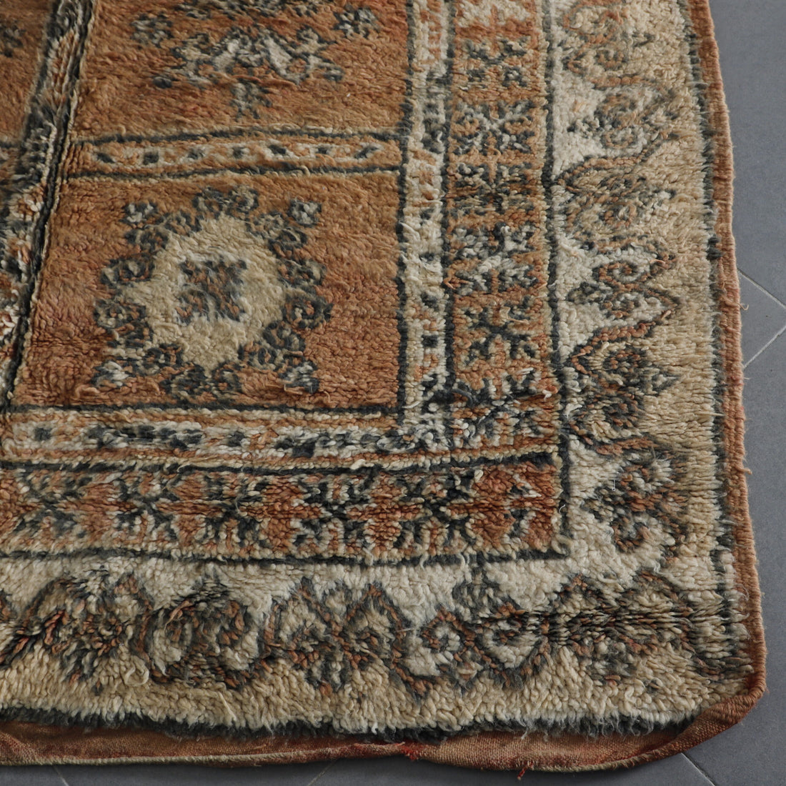 Elegant Boujad Rug with Intricate Motifs