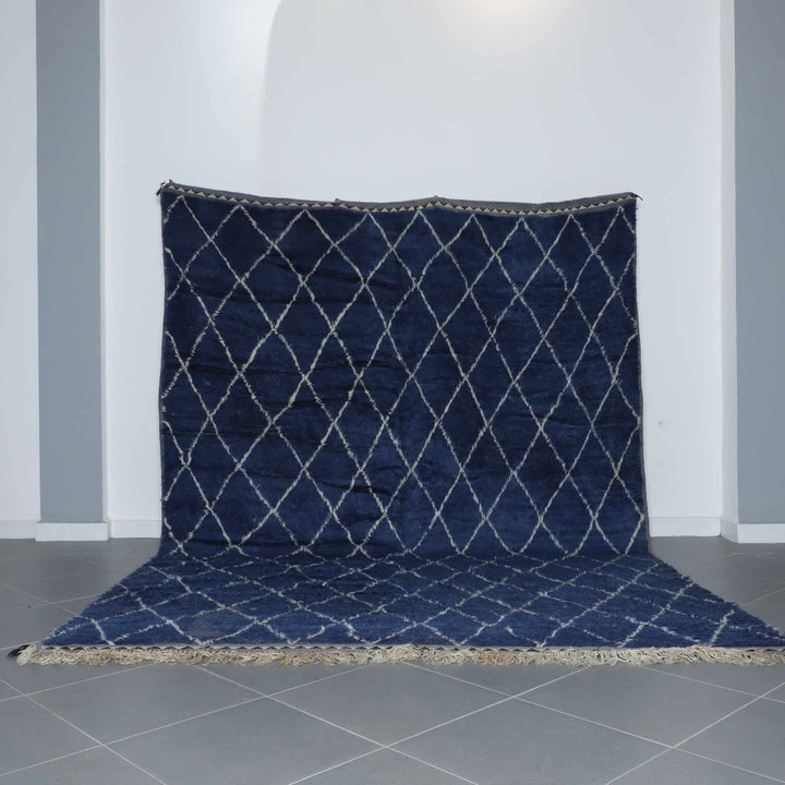 Luxurious Moroccan Beni Ourain Rug with Diamond Lattice