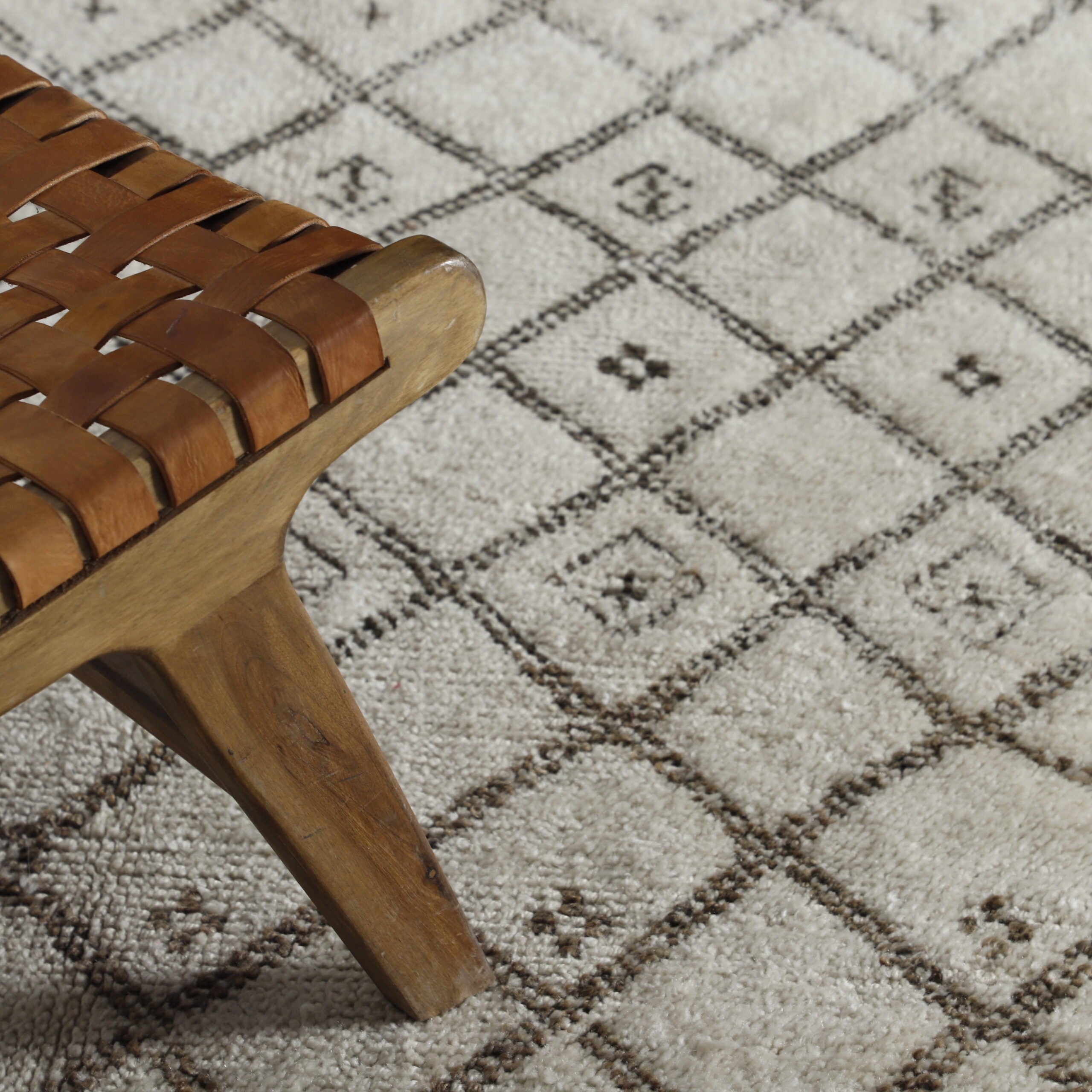 Classic Moroccan Beni Ourain Rug with Diamond Lattice