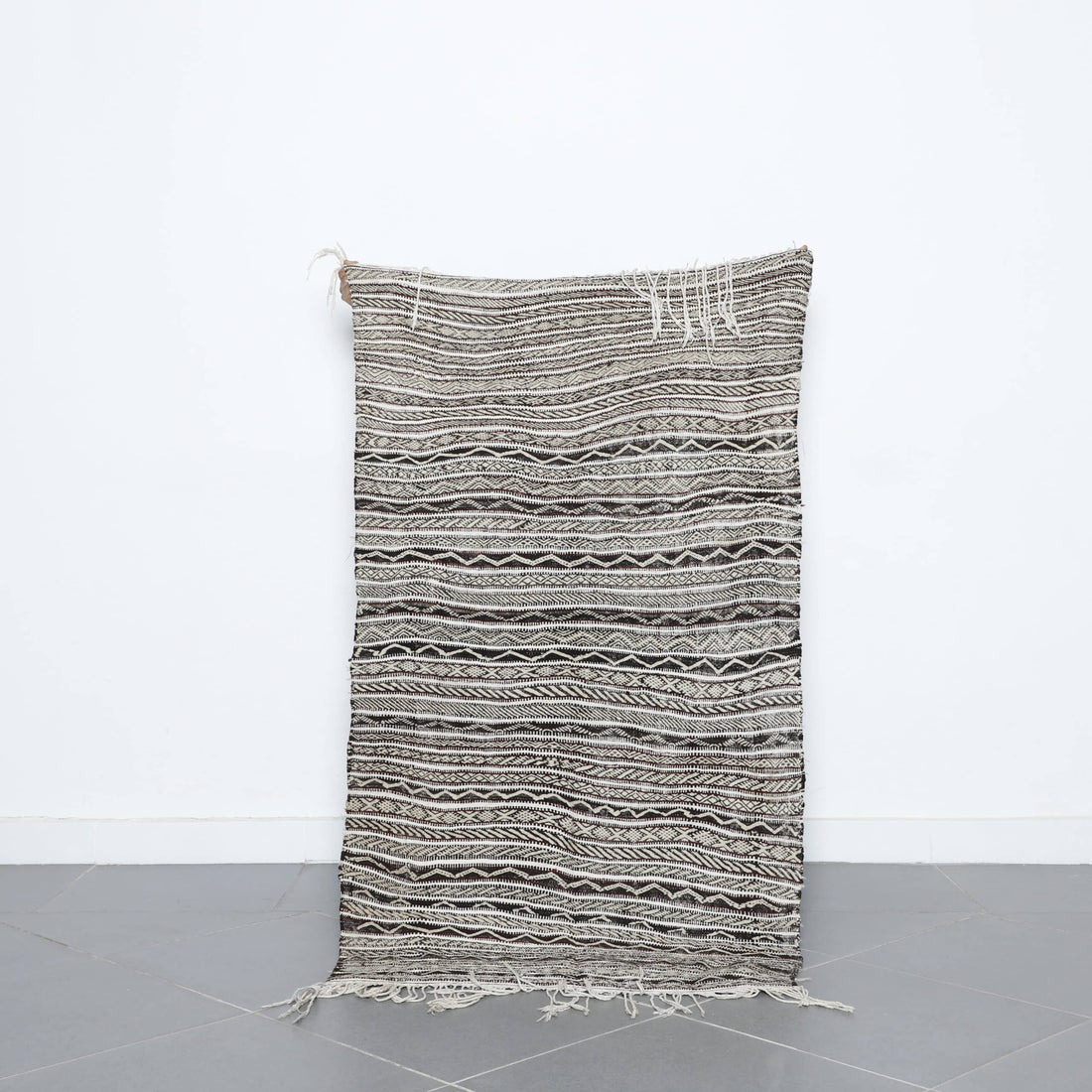 Neutral Moroccan Zanafi Kilim with Geometric Stripes