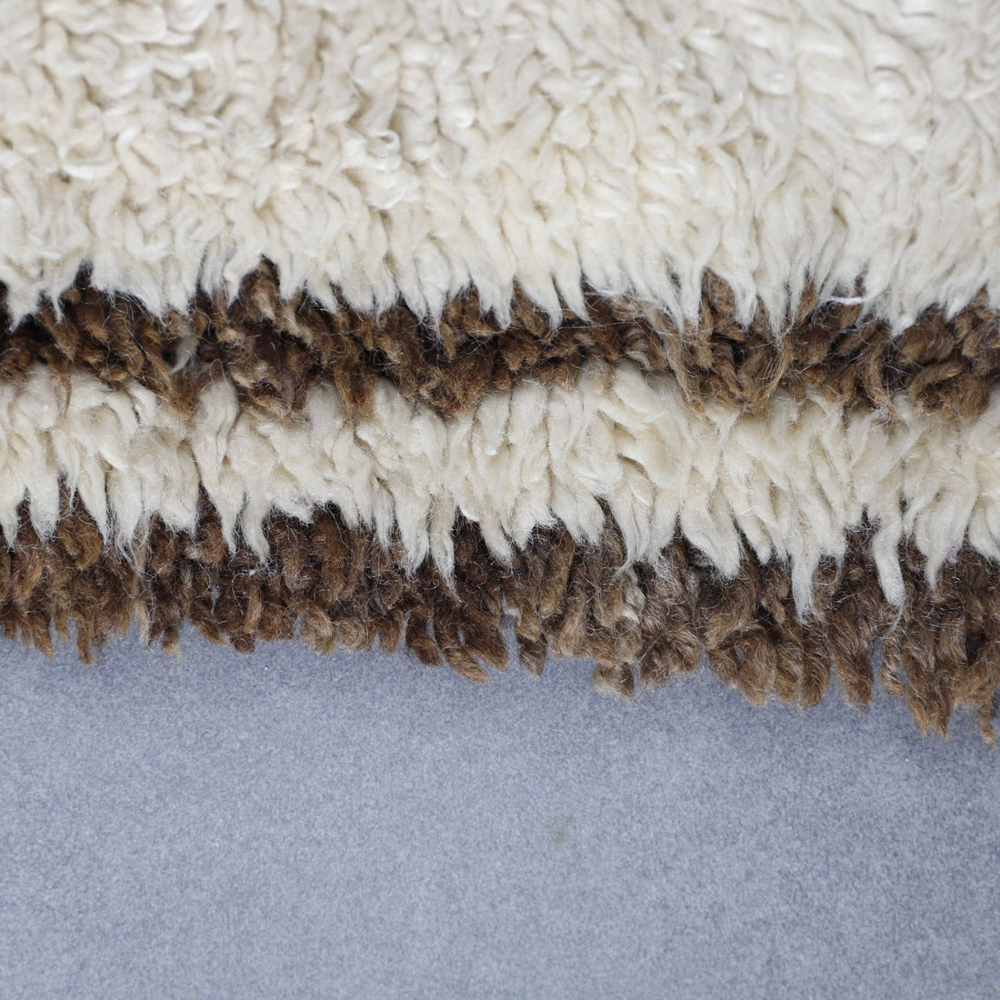 Vintage Beni Ourain Rug 8.2×6.1 Ft – Handknotted Moroccan Wool Carpet