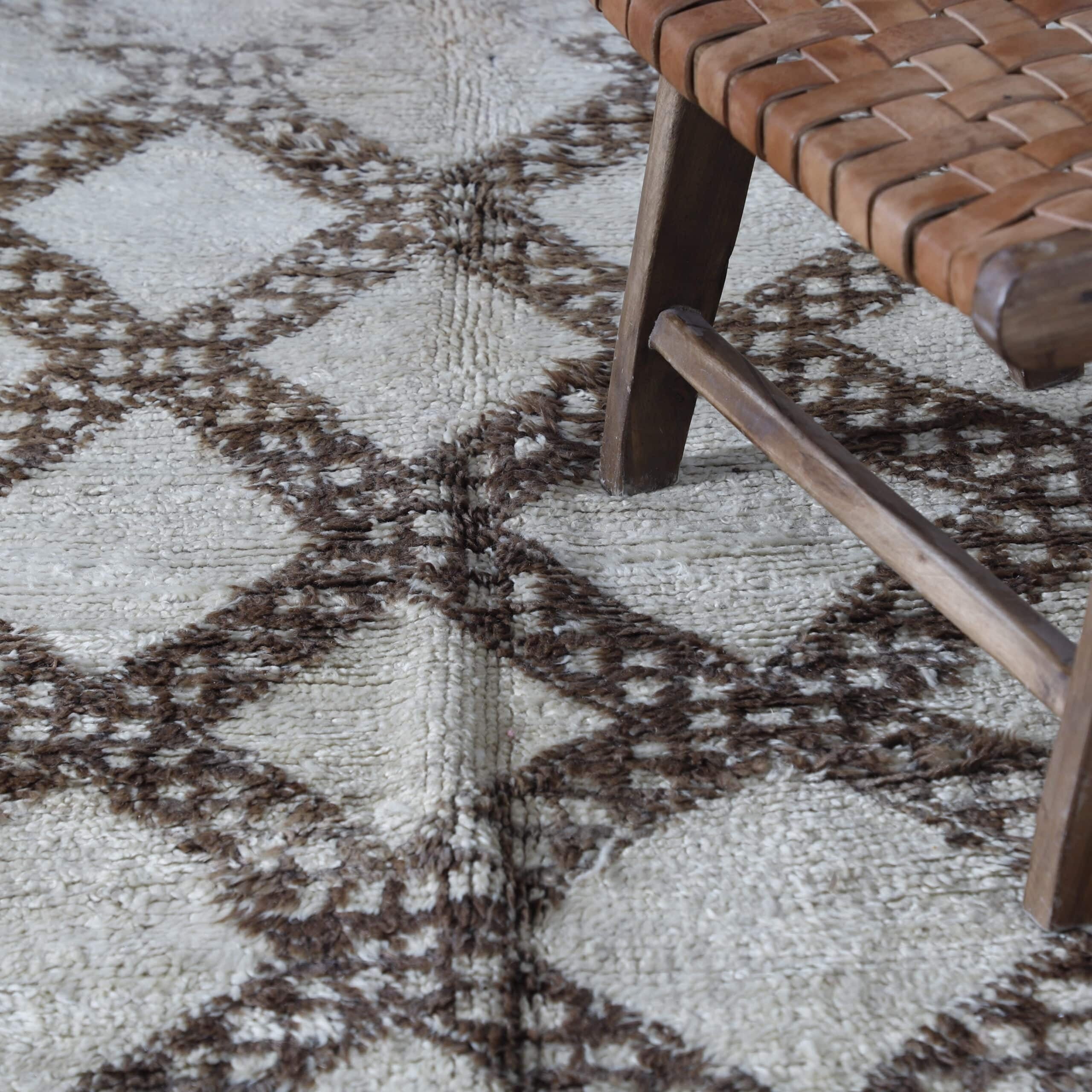 Beni Ourain Carpet 13×5.6 Ft – Authentic Handwoven Moroccan Wool Rug