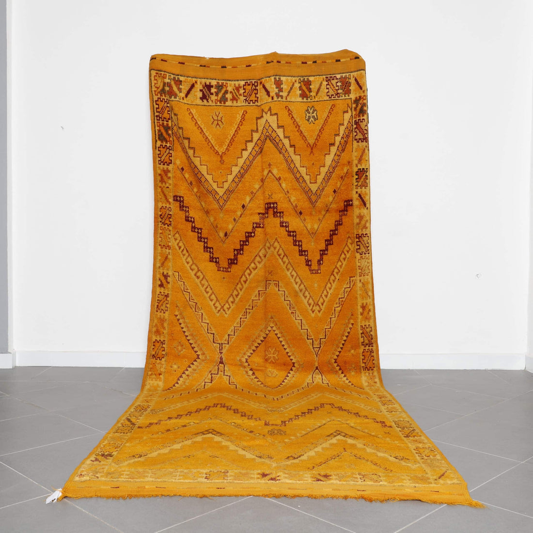 Vintage Tammassine Rug 12.2×4.7 Ft – Moroccan Handmade