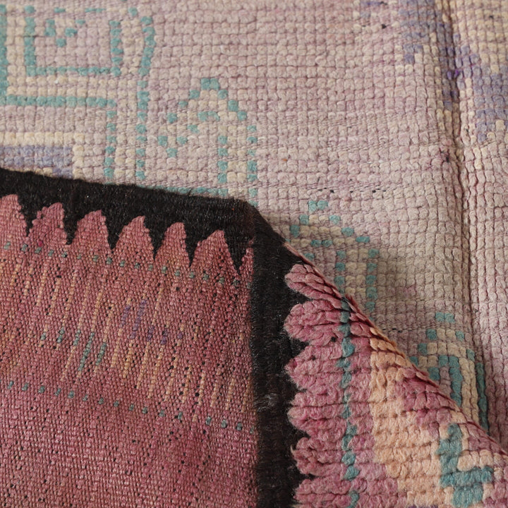Vintage Bousbaa Carpet 9×5 Ft – Authentic Moroccan Rug