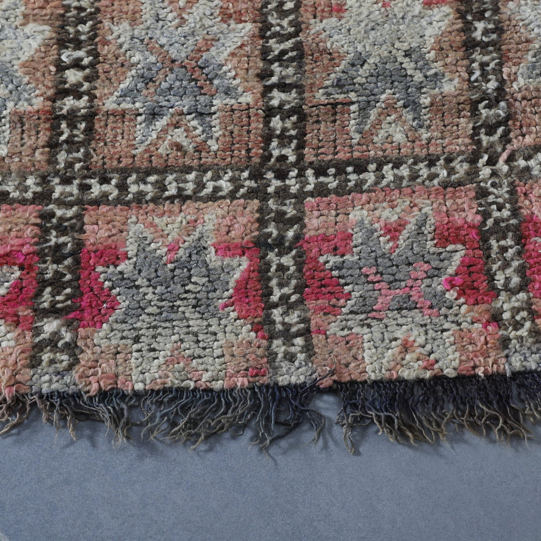 Vintage Beni Mguild Rug 6.8×5.8 Ft