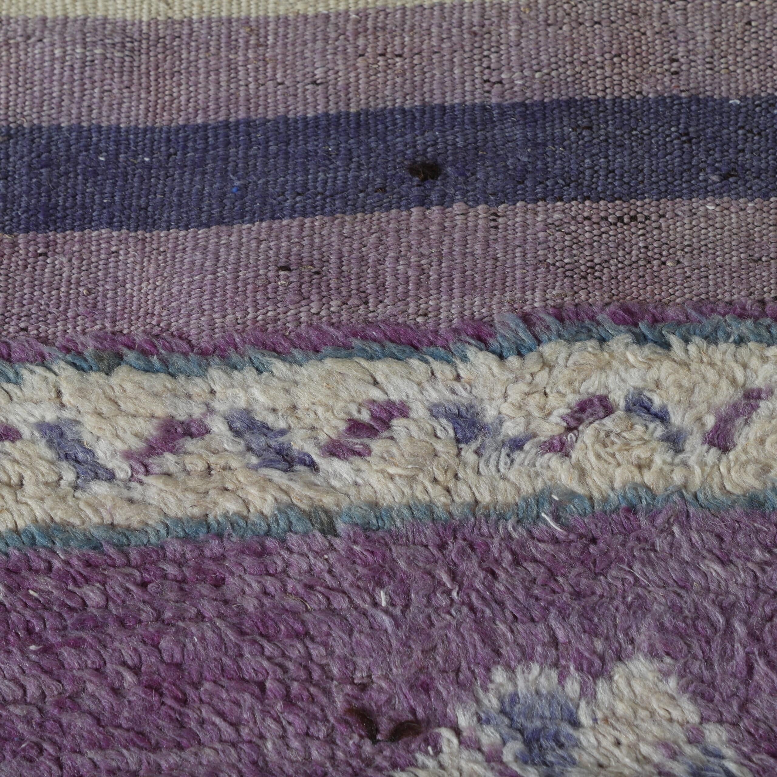 Oulad Bousbaa Vintage Rug 10.8×5.5 Ft Handmade Wool