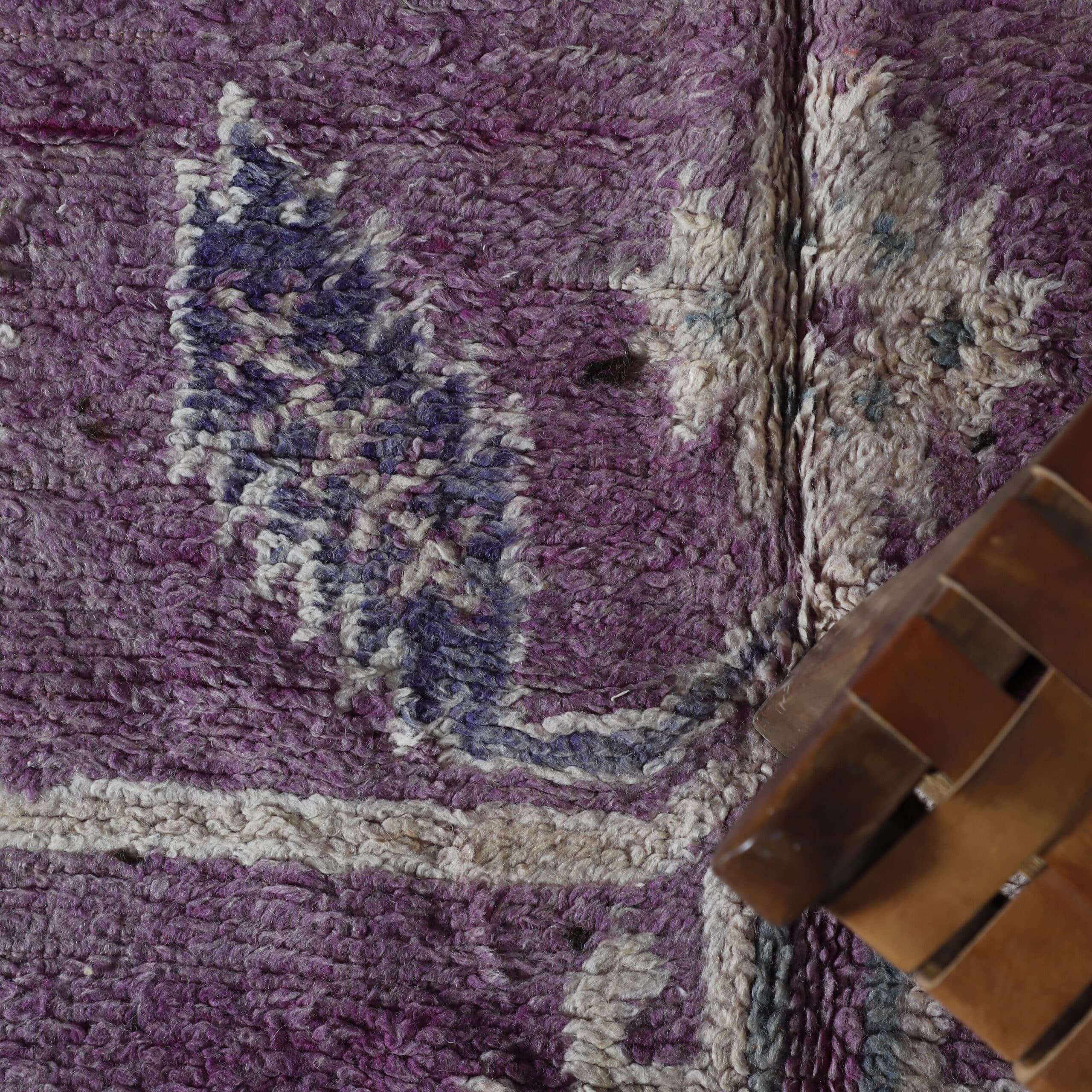 Oulad Bousbaa Vintage Rug 10.8×5.5 Ft Handmade Wool