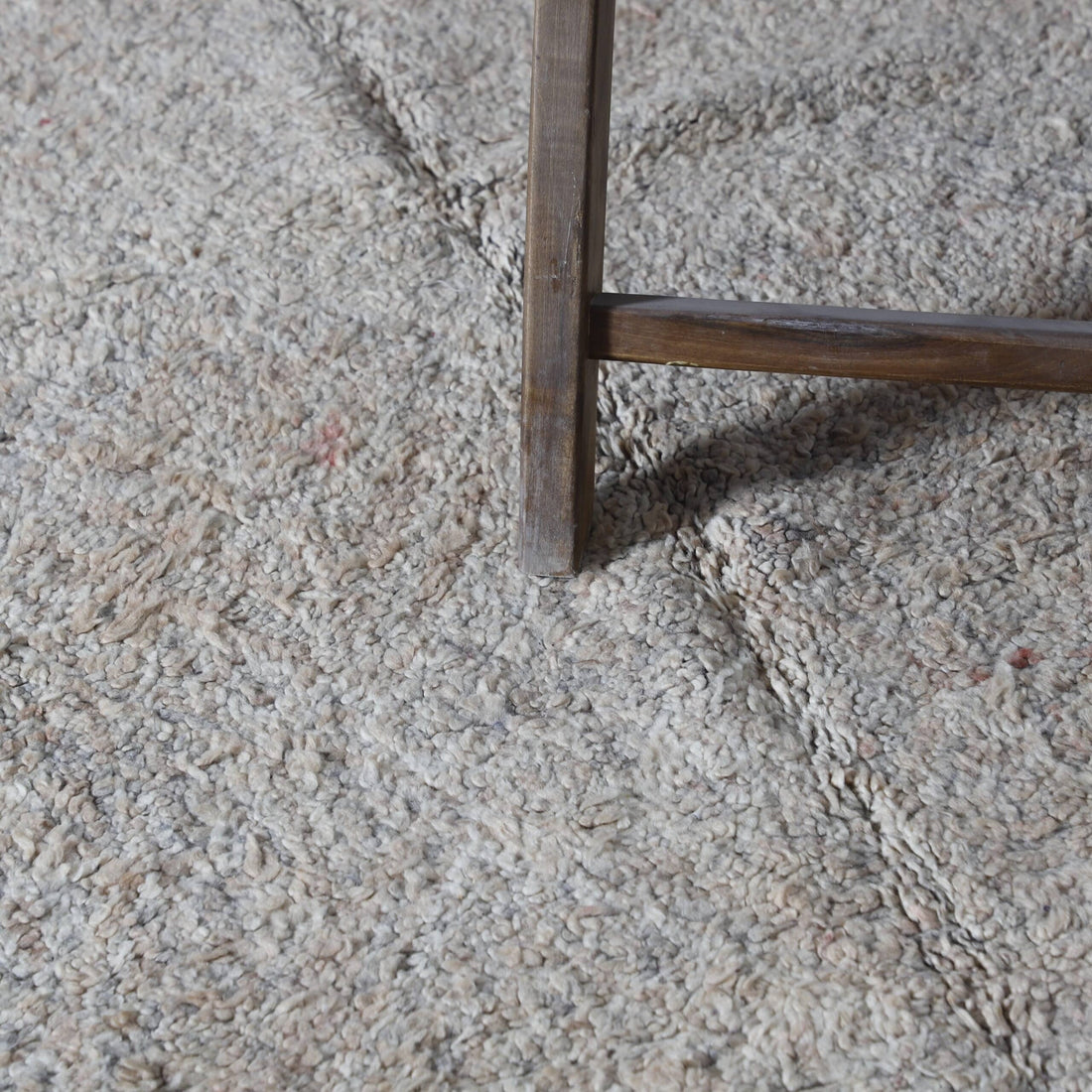 Vintage Beni Mguild Rug 9.0×6.7 Ft – Moroccan Wool Carpet