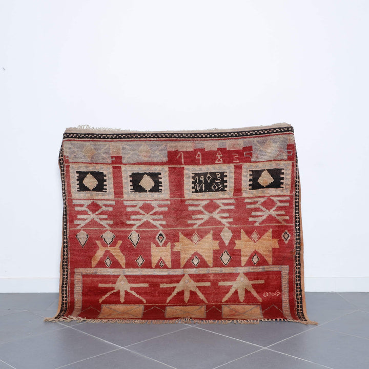 Square Boujaad Rug 5.2×4.5 Ft – Vintage Moroccan Handwoven Carpet