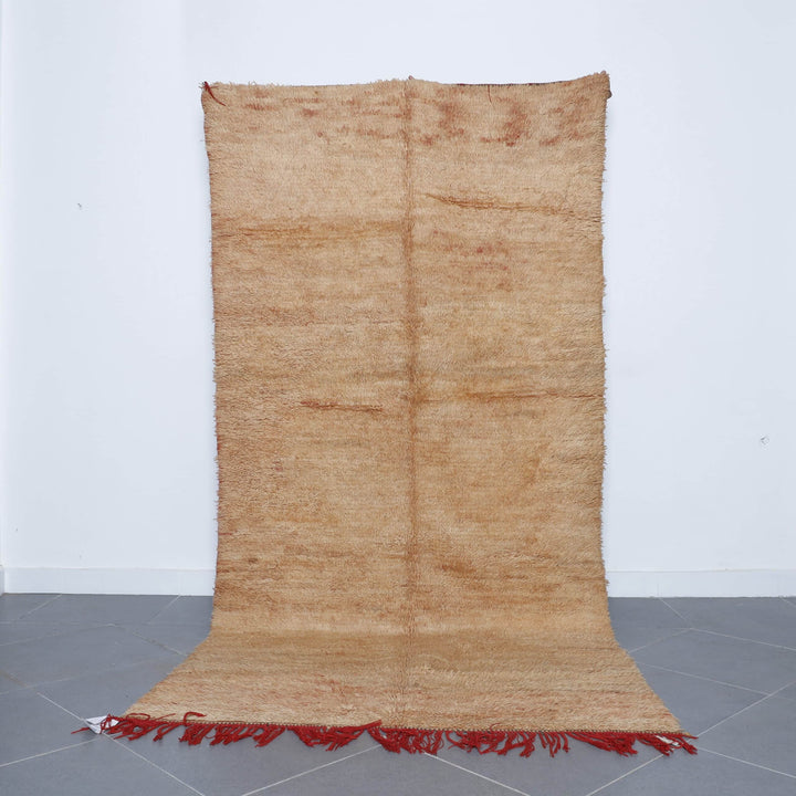 Vintage Moroccan Rug 9.4×4.6 Ft – Handcrafted Wool Carpet