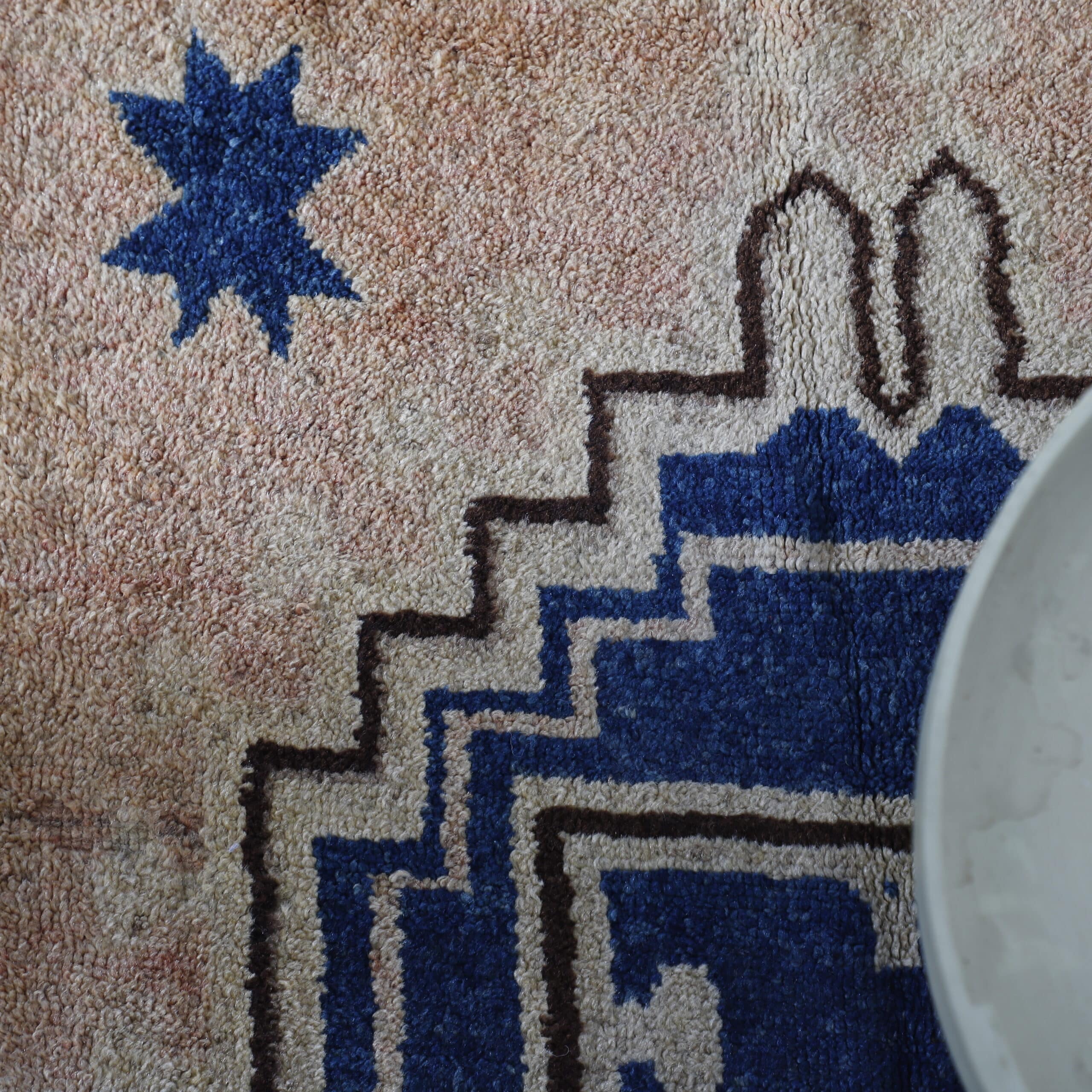 Vintage Taznakht Rug 5.4×3.4 Ft – Moroccan Handmade