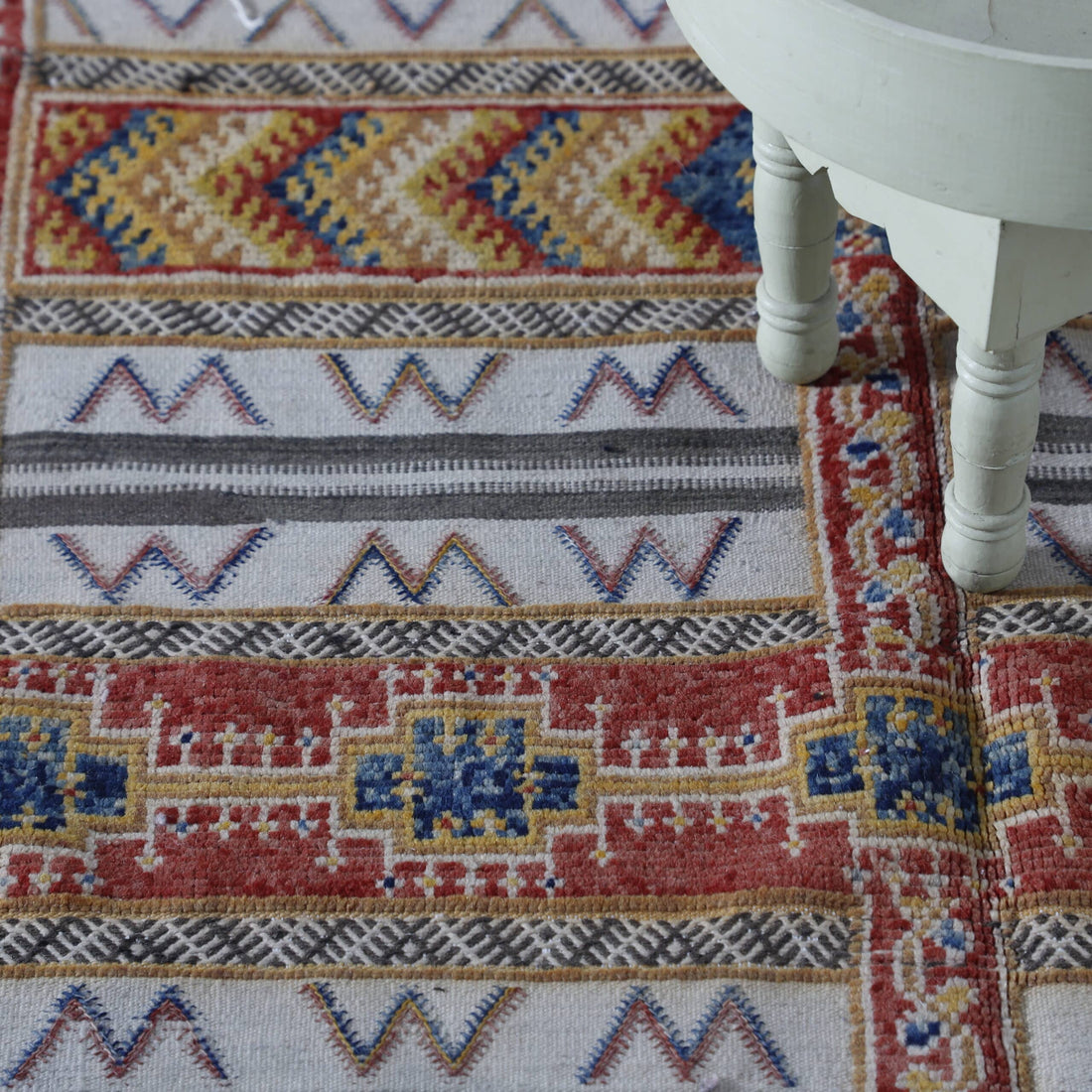 Vintage Glaoui Rug 6.2×3.9 Ft – Handmade Moroccan Wool