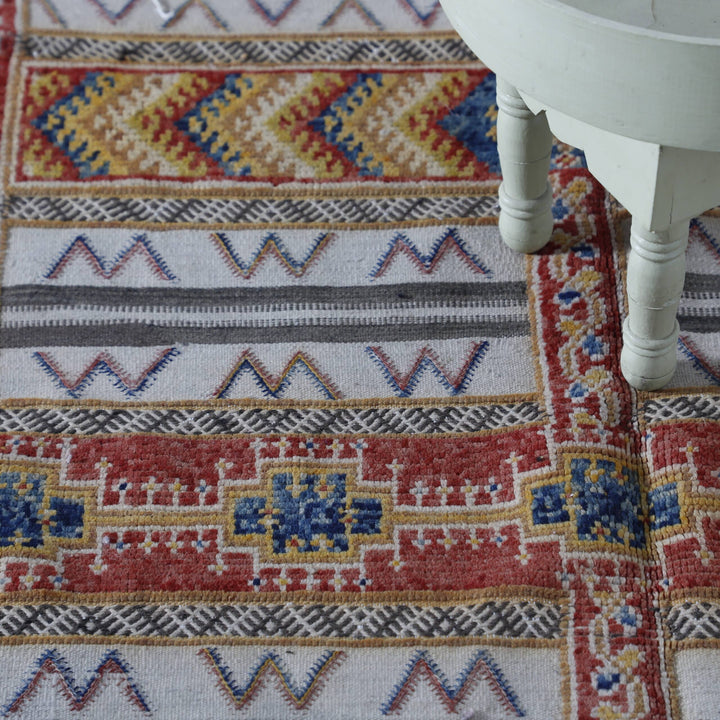 Vintage Glaoui Rug 6.2×3.9 Ft – Handmade Moroccan Wool