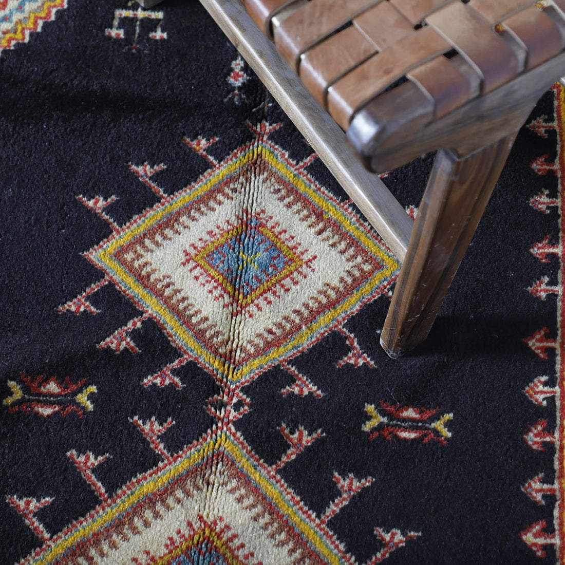 Black Taznakht Rug 6.4×3.5 Ft – Handmade Moroccan