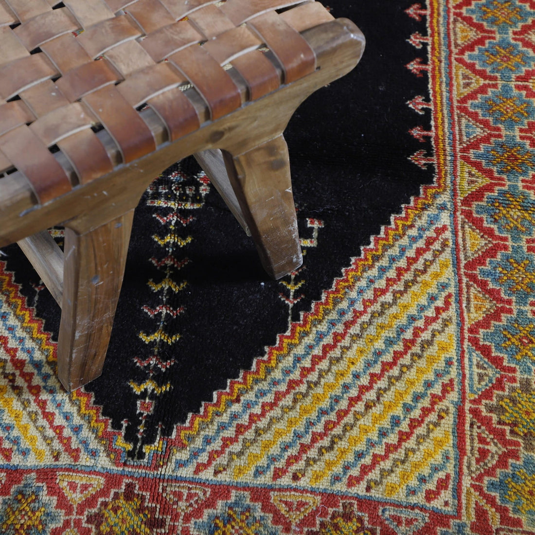 Black Taznakht Rug 6.4×3.5 Ft – Handmade Moroccan