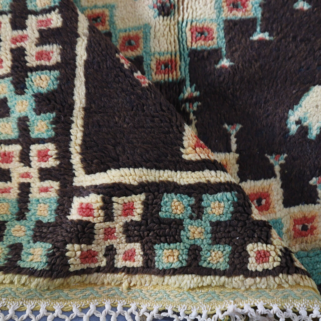 Vintage Taznakht Rug 7.5×3.7 Ft – Handmade Moroccan Wool