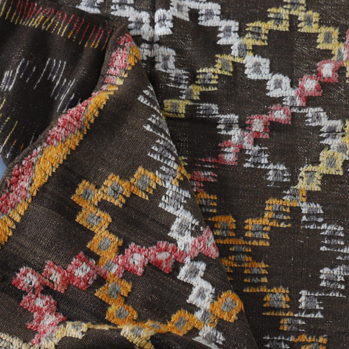 Checkered Glaoui Rug 7.9×5.2 Ft – Vintage Moroccan Wool