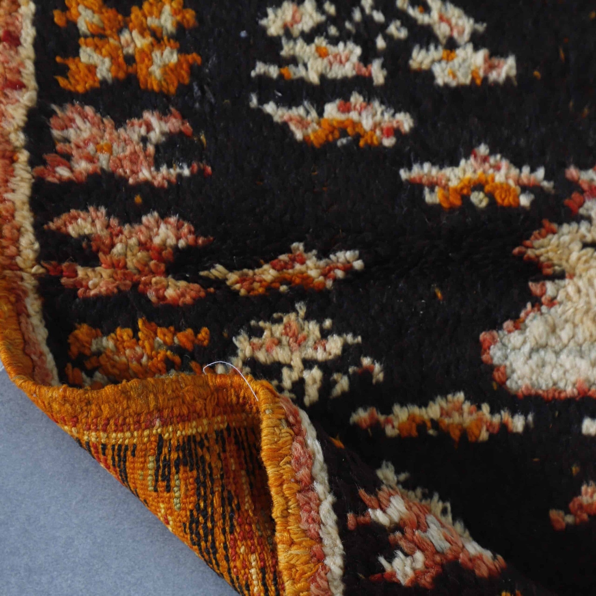 Crazy Taznakht Rug 5.2×3.1 ft – Vintage Moroccan Wool