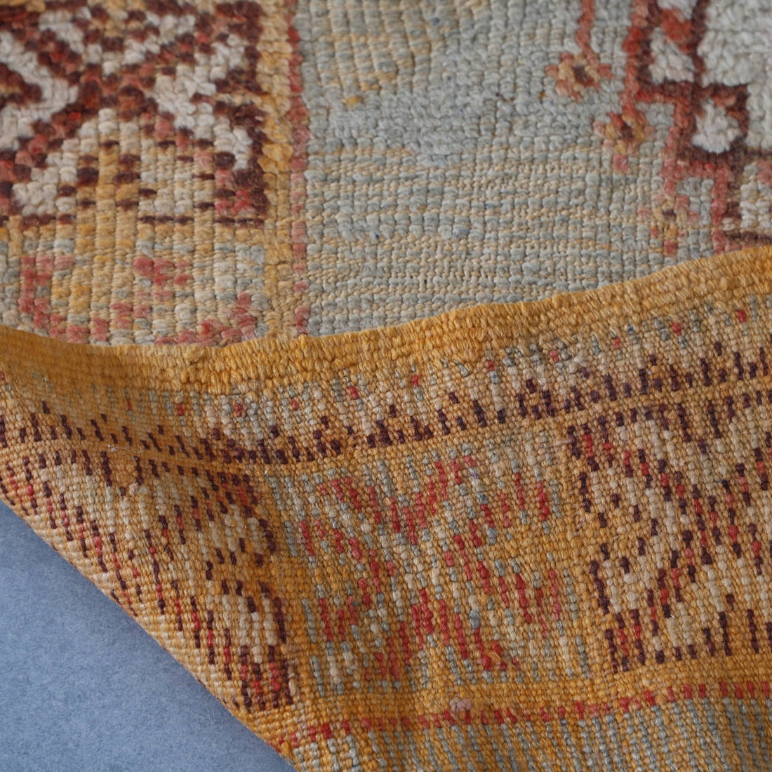 Turkish Rug 180×115 cm – Vintage Handmade Carpet