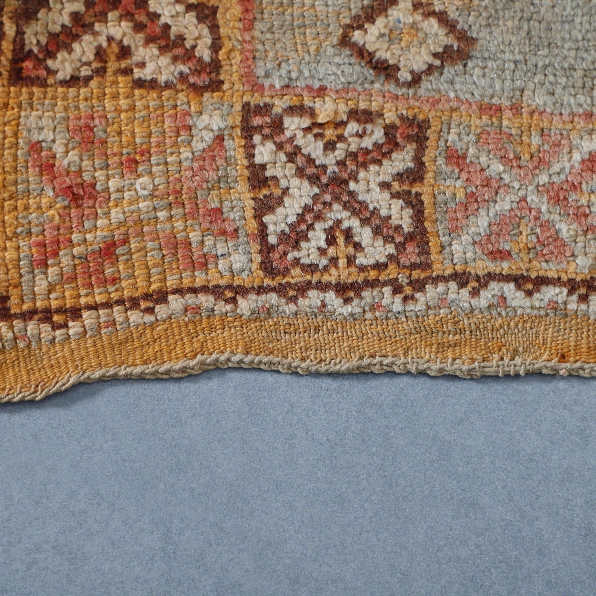 Turkish Rug 180×115 cm – Vintage Handmade Carpet