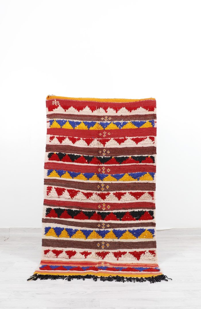 Kilim Vintage Rug - Handwoven with intricate vintage patterns