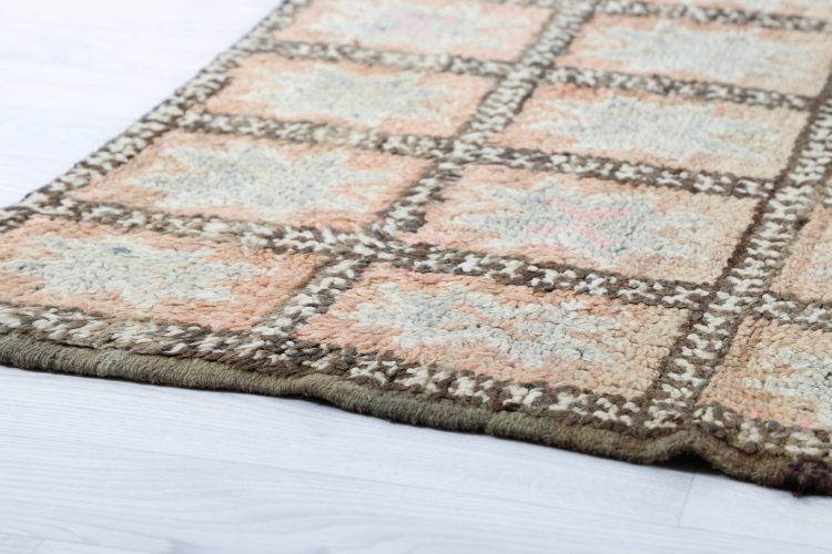 Vintage Style Area Rug - Image 8