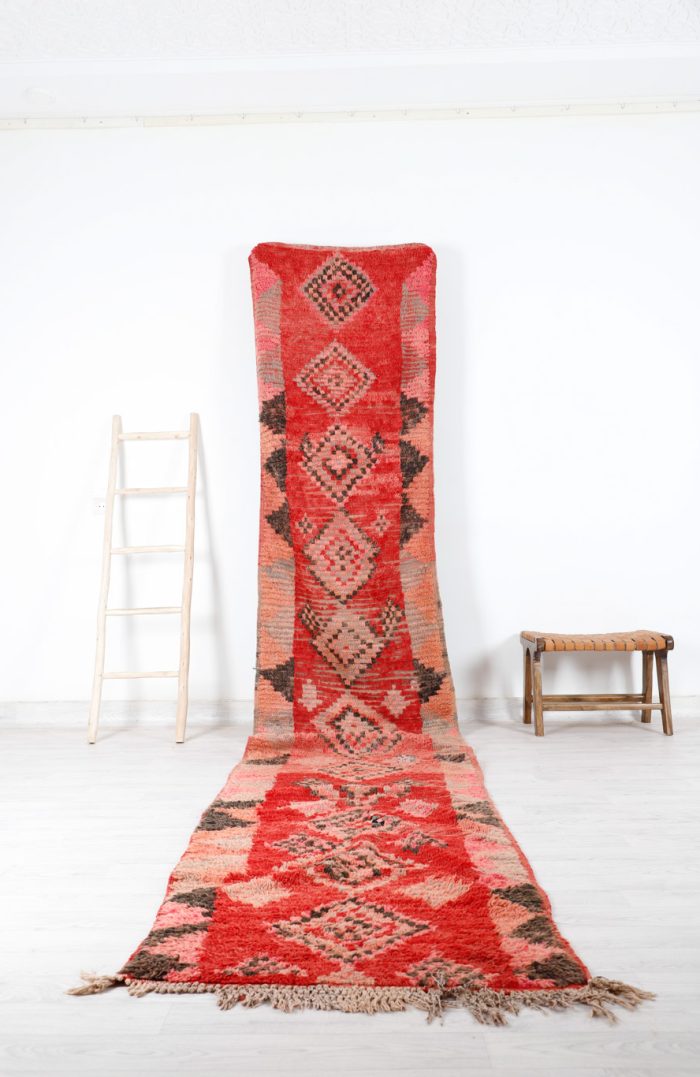 Classic Runner Rug - Handwoven with intricate patterns for timeless elegance