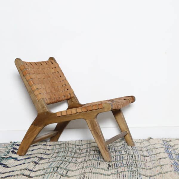 Azilal Vintage Rug 6.1×4.4 ft – Moroccan Berber Cream Wool with Zigzag Pattern - Image 4