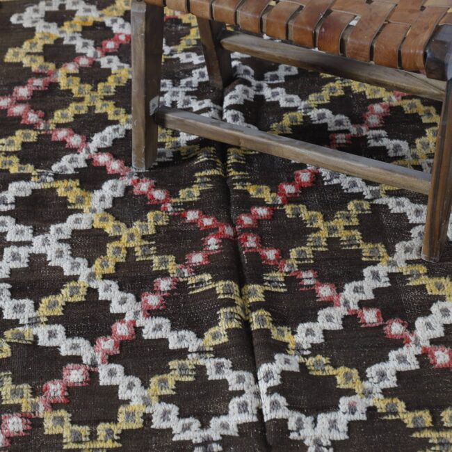 Checkered Glaoui Rug 7.9×5.2 Ft – Vintage Moroccan Wool - Image 4